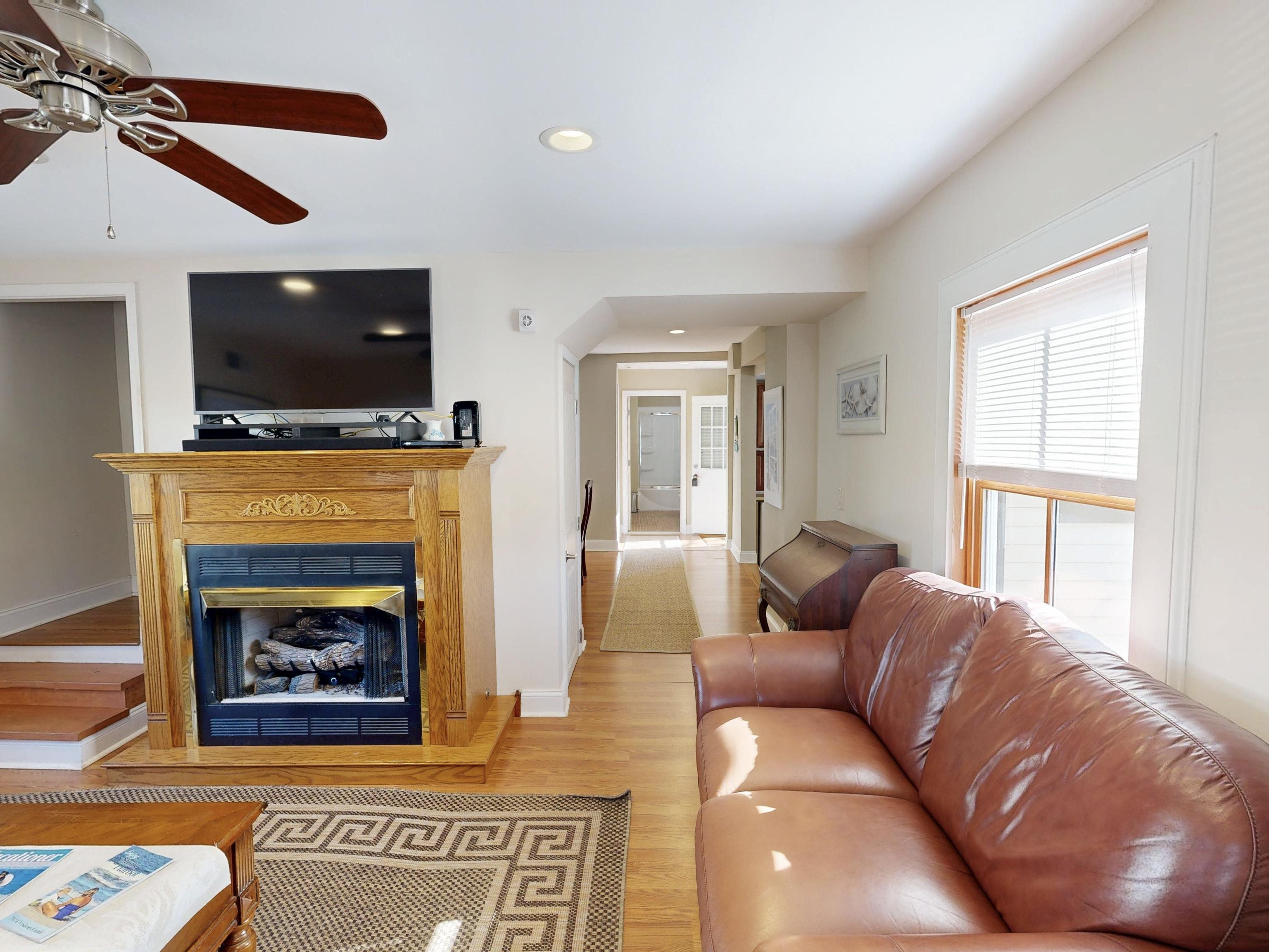 111 Leaming Avenue