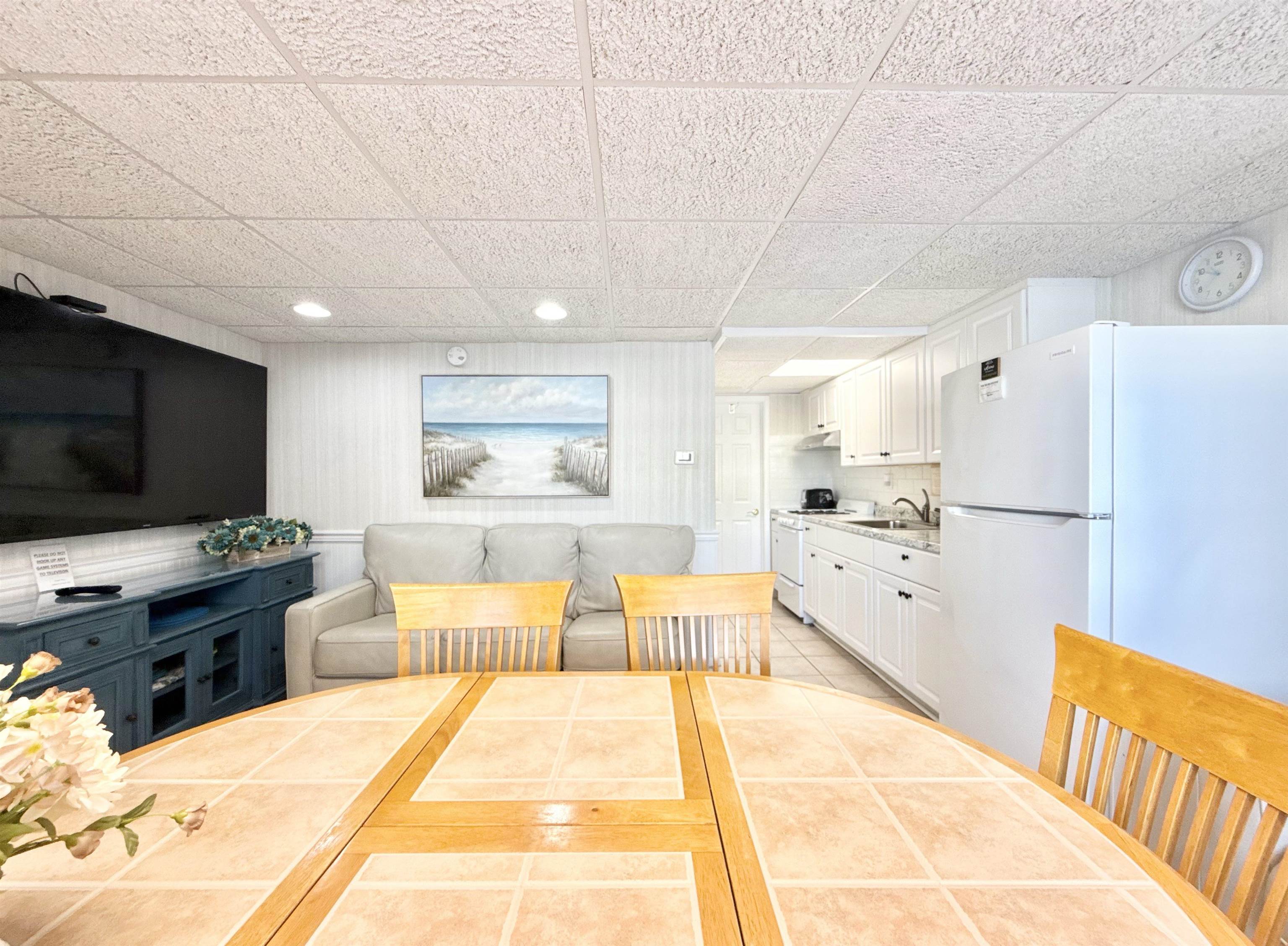 410 E Monterey Avenue 103