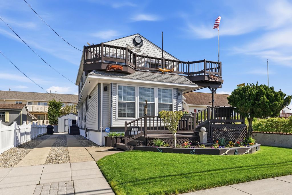 Photo of 7103 New Jersey Avenue, Wildwood Crest, NJ 08260 (MLS # 261330)