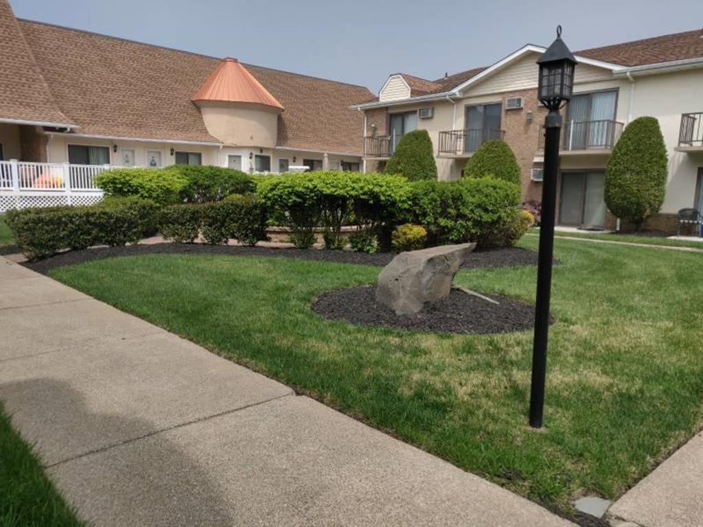 725 Allen Drive 102A