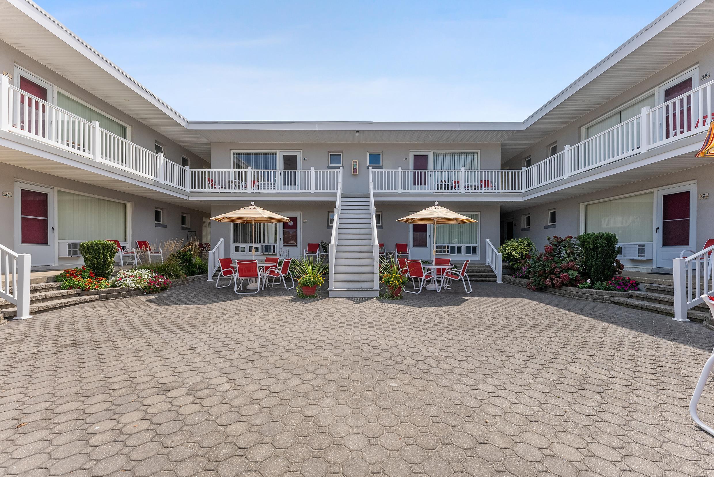 9816 2nd Avenue #17, Stone Harbor, New Jersey image 2