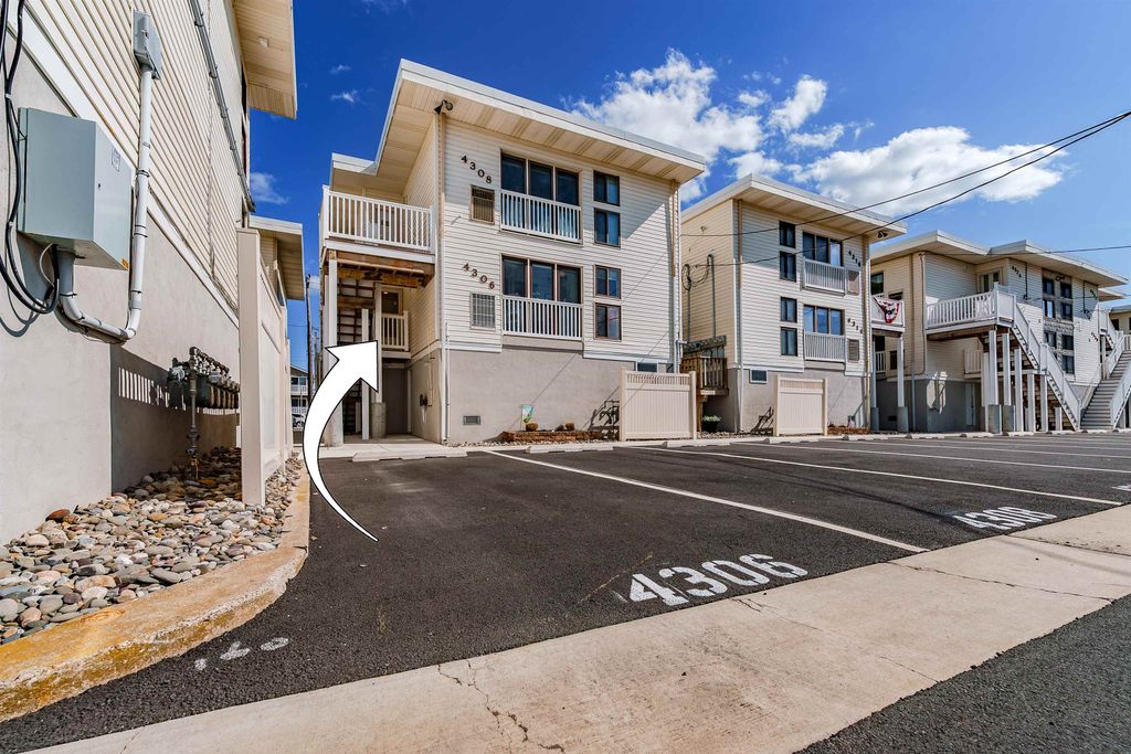 Photo of 4306 West Avenue #9, Ocean City, NJ 08226 (MLS # 261123)