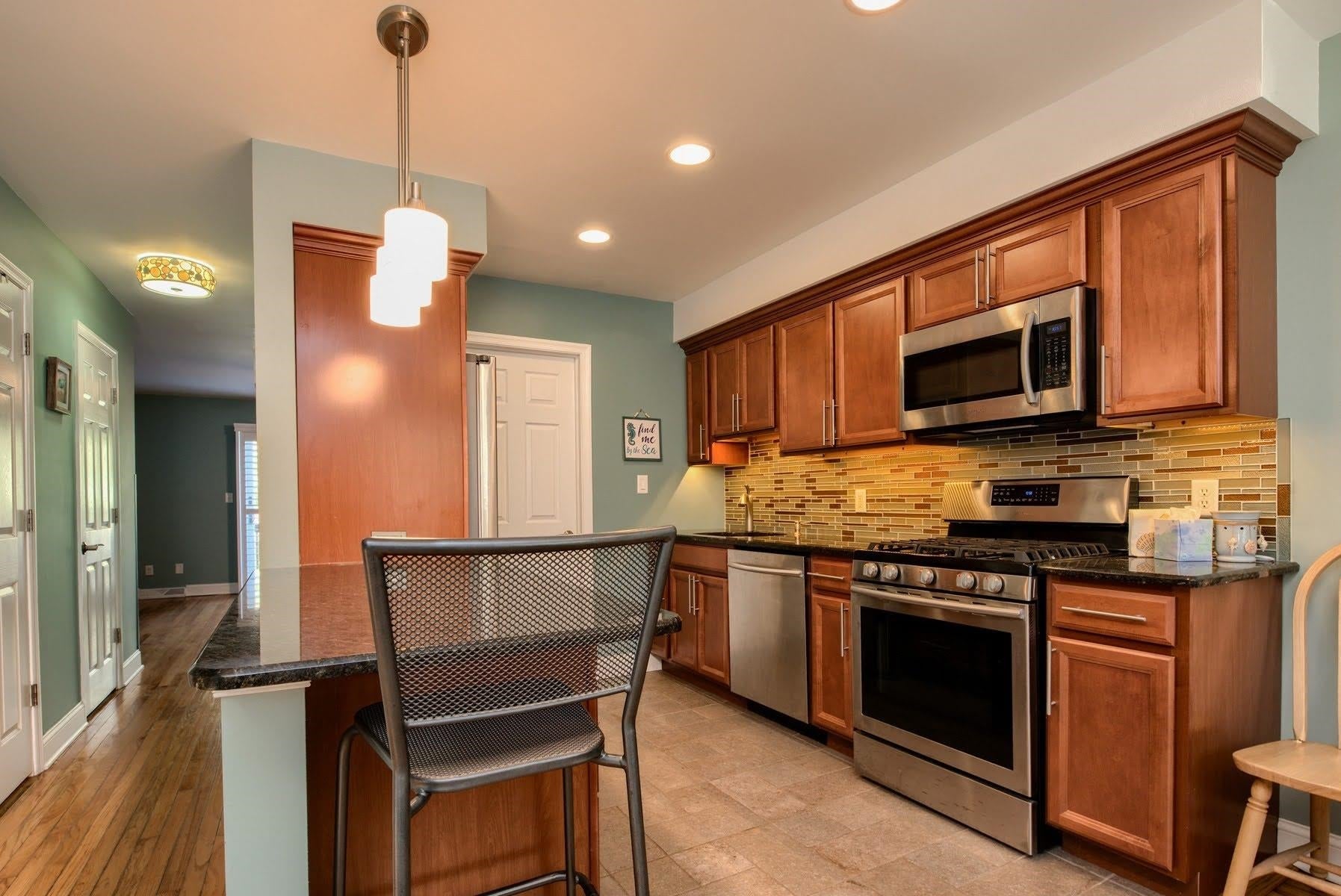 807 Burke Court 807