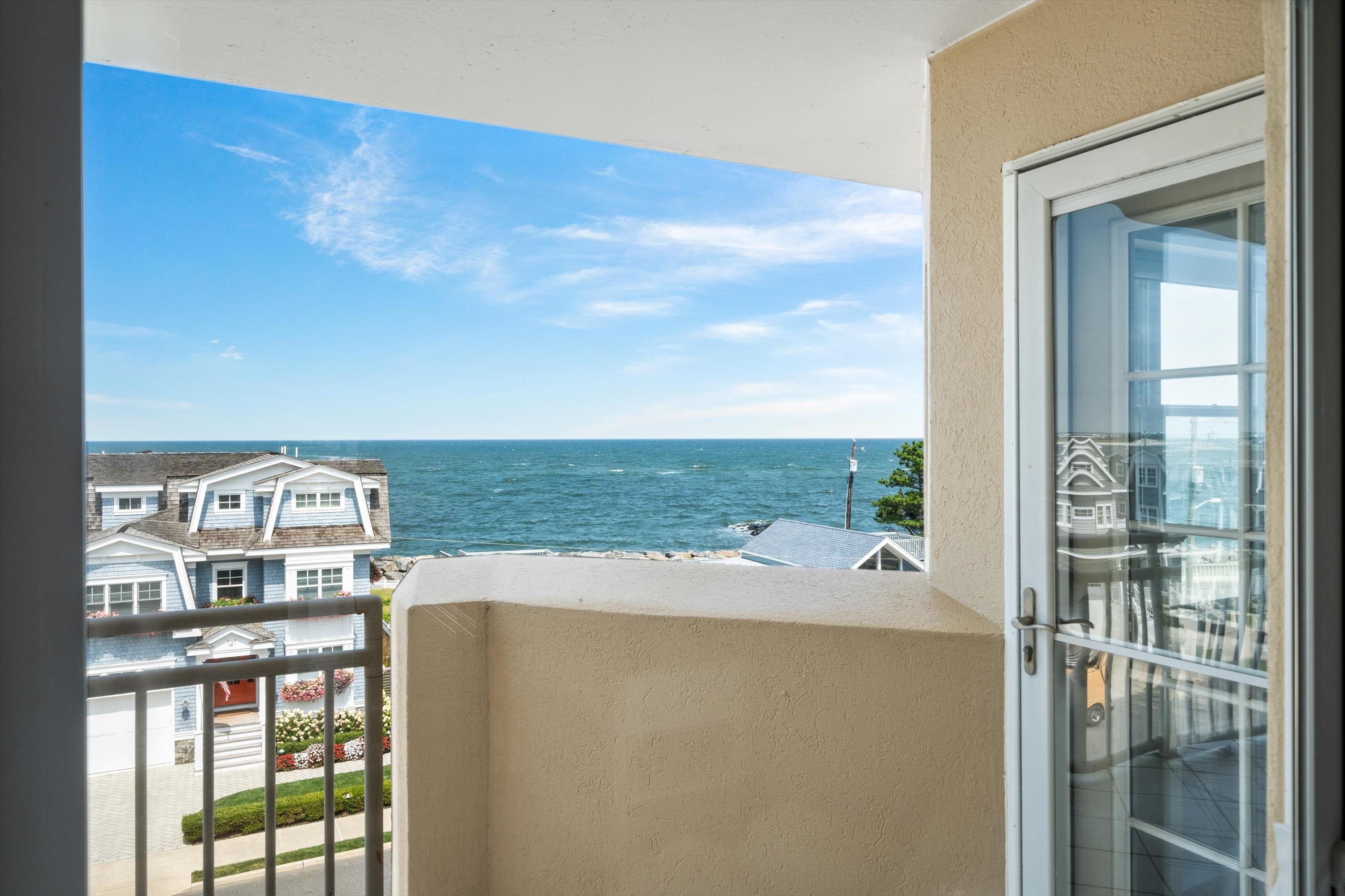 Avalon, New Jersey 08202, United States, 2 Bedrooms Bedrooms, ,2 BathroomsBathrooms,Residential,Active,193122