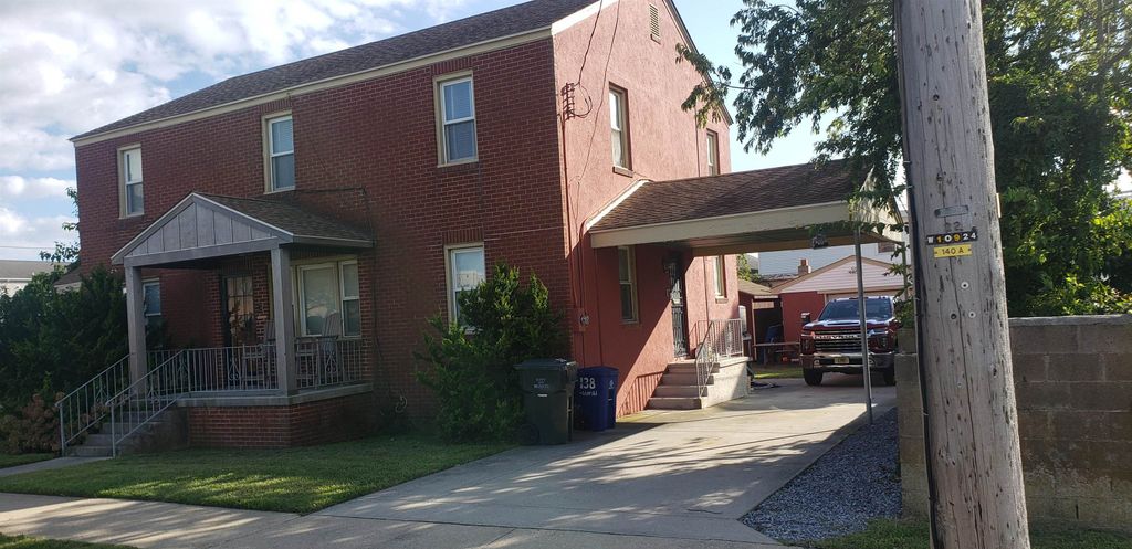 Photo of 138 W Garfield Avenue, Wildwood, NJ 08260 (MLS # 261080)