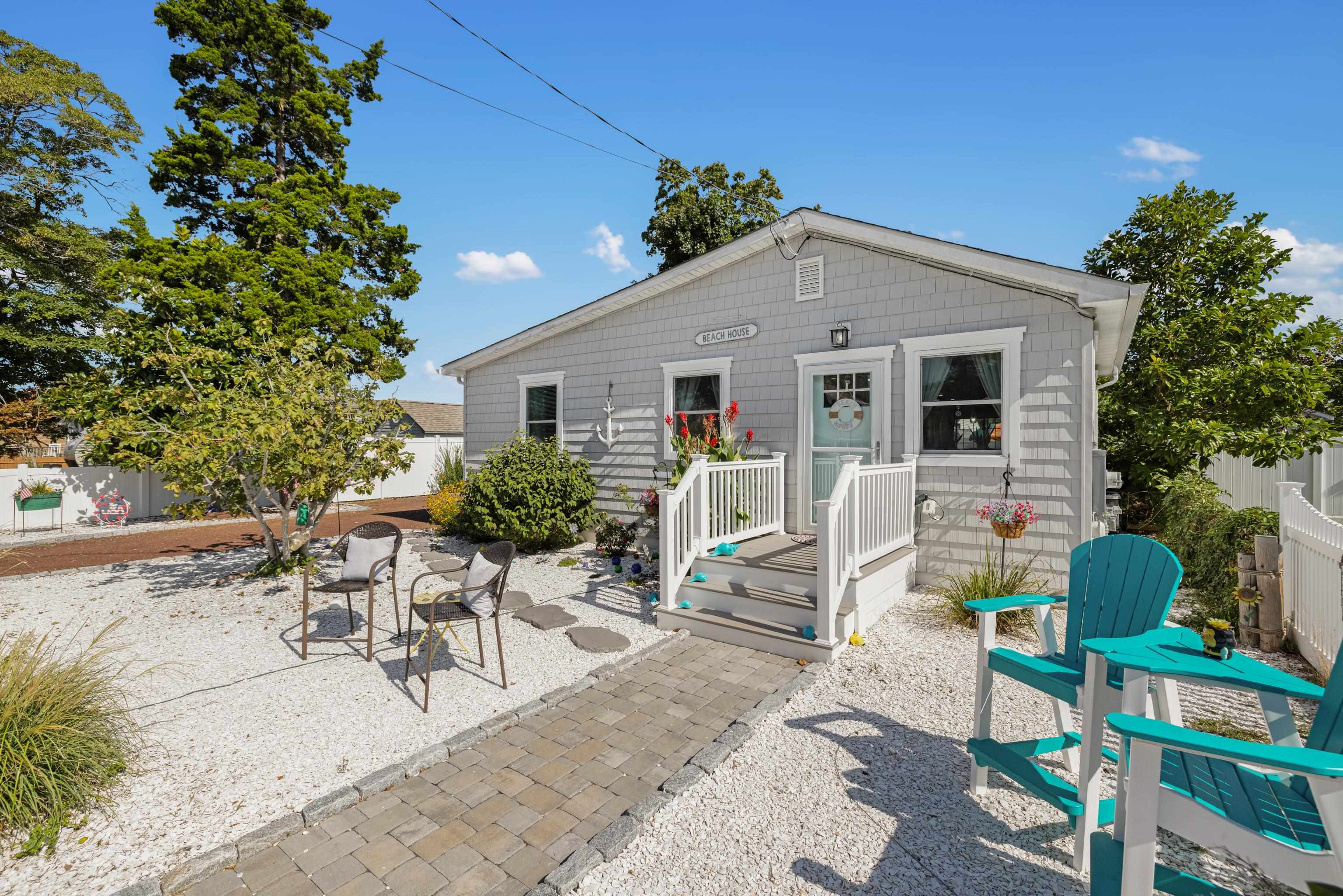 121 Woodland Avenue