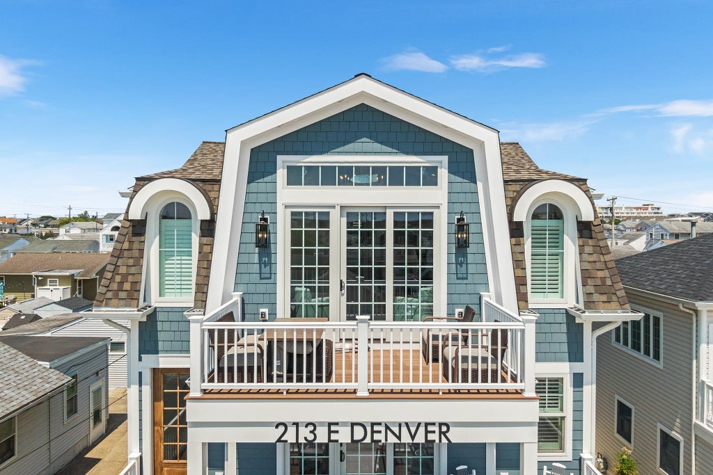 Photo of 213 E Denver Avenue, Wildwood Crest, NJ 08260 (MLS # 262590)