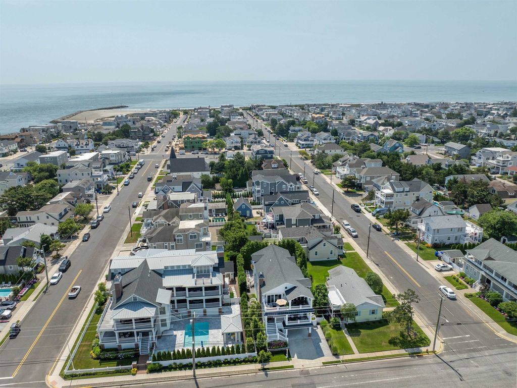 Photo of 929 Dune Drive Dr, Avalon, NJ 08202 (MLS # 261344)