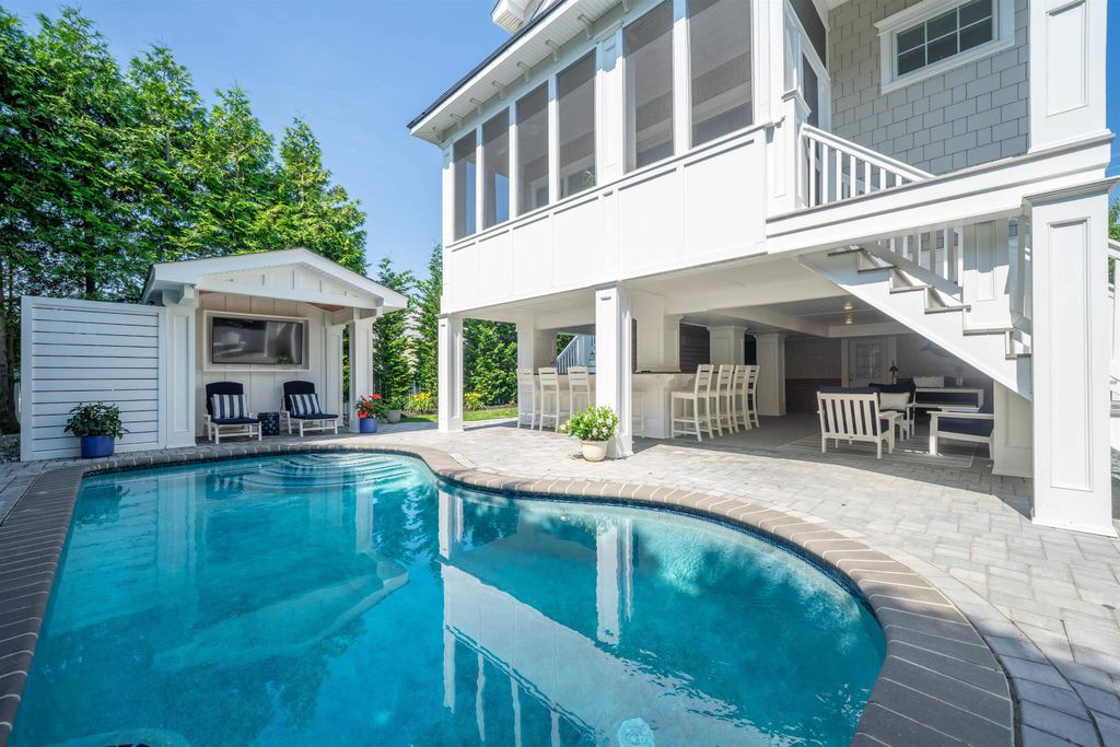 Photo of 929 Dune Drive Dr, Avalon, NJ 08202 (MLS # 261344)