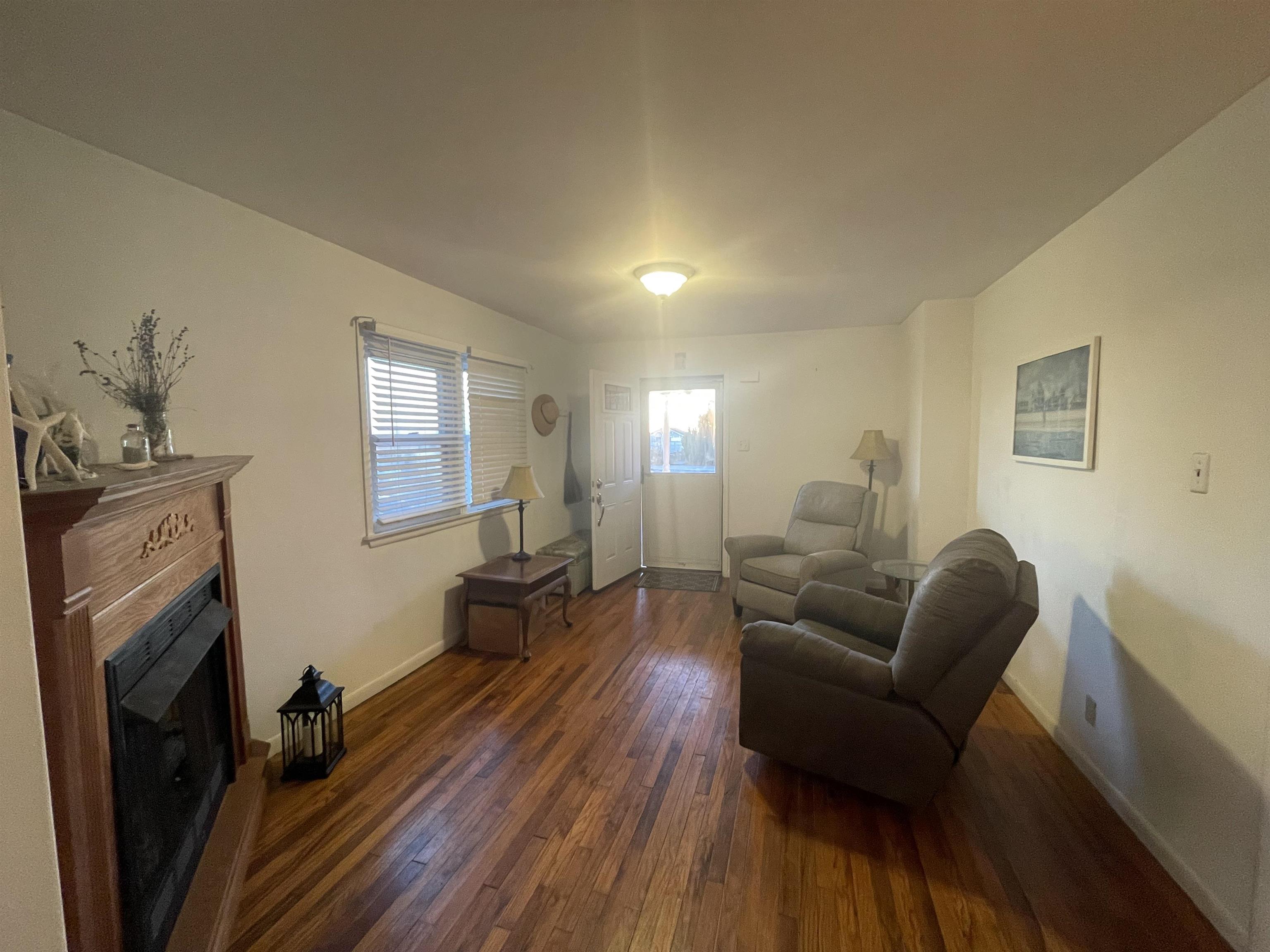 623 W Spruce Avenue, North Wildwood, New Jersey image 4