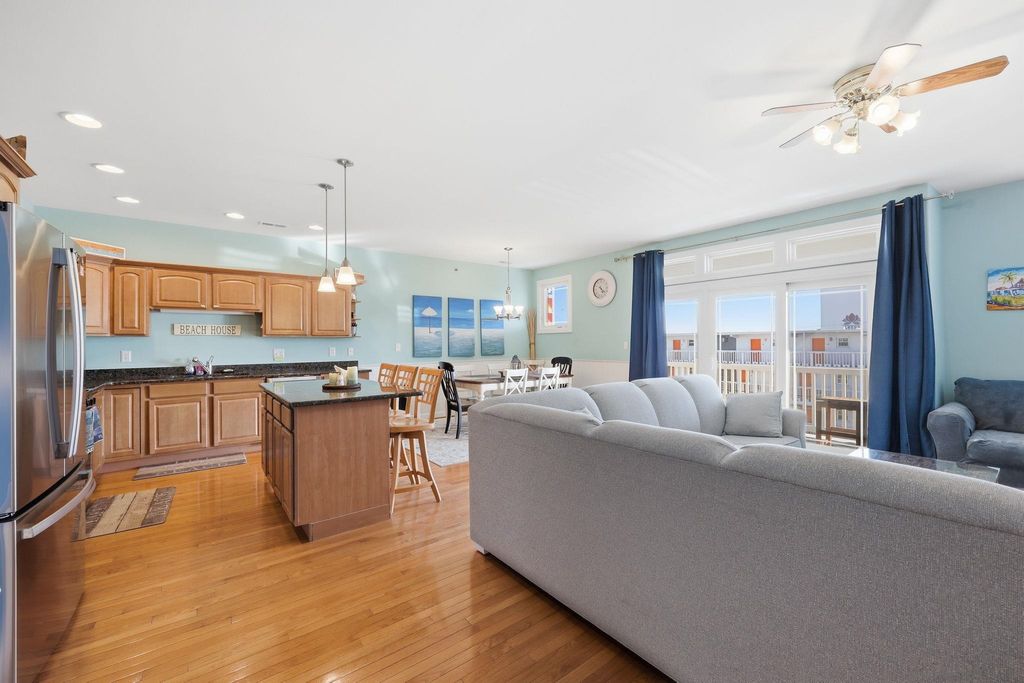 Photo of 407 E Palm Road #204, Wildwood Crest, NJ 08260 (MLS # 261455)