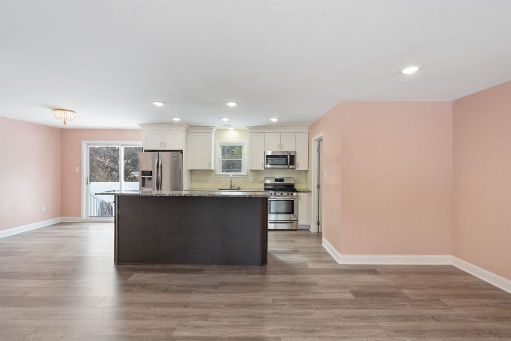 Photo of 110 E Hollywood Lane, Beesleys Point, NJ 08223 (MLS # 260363)