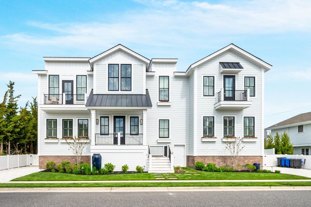 Photo of 10017 Corinthian Drive, Stone Harbor, NJ 08247 (MLS # 251304)
