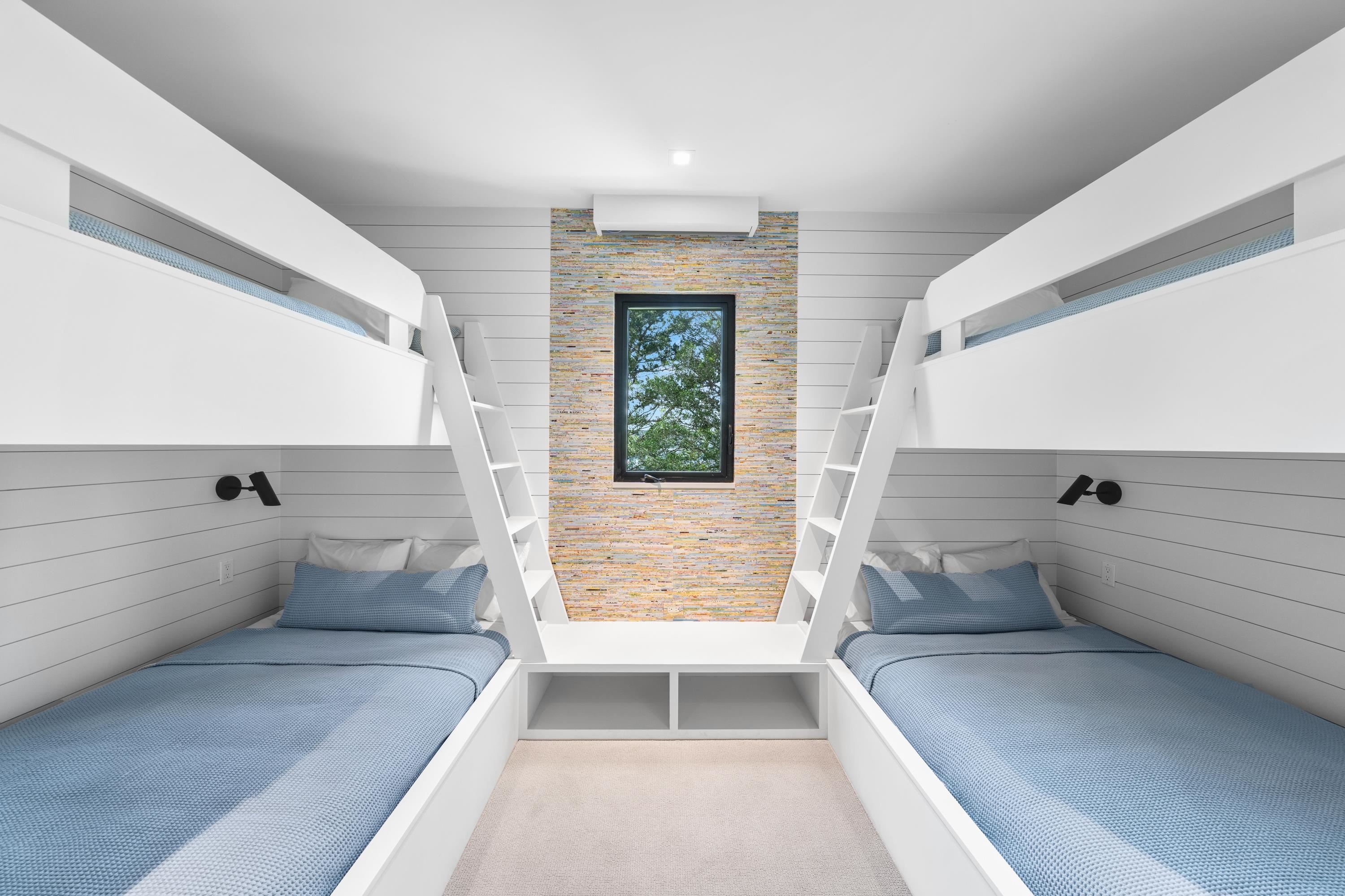 Avalon, New Jersey 08202, United States, 6 Bedrooms Bedrooms, ,6 BathroomsBathrooms,Residential,Active,176033