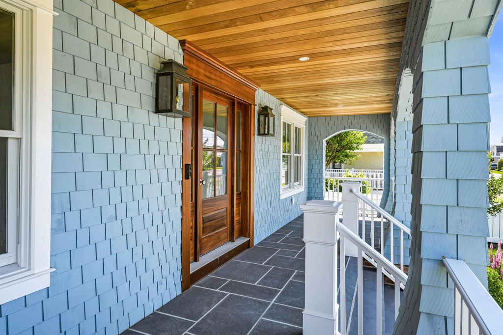 Photo of 215 60th Street, Avalon, NJ 08202 (MLS # 261997)