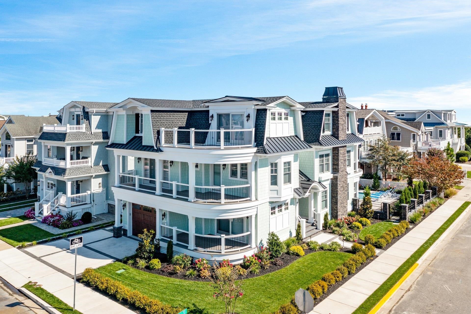 89 W 35th Street