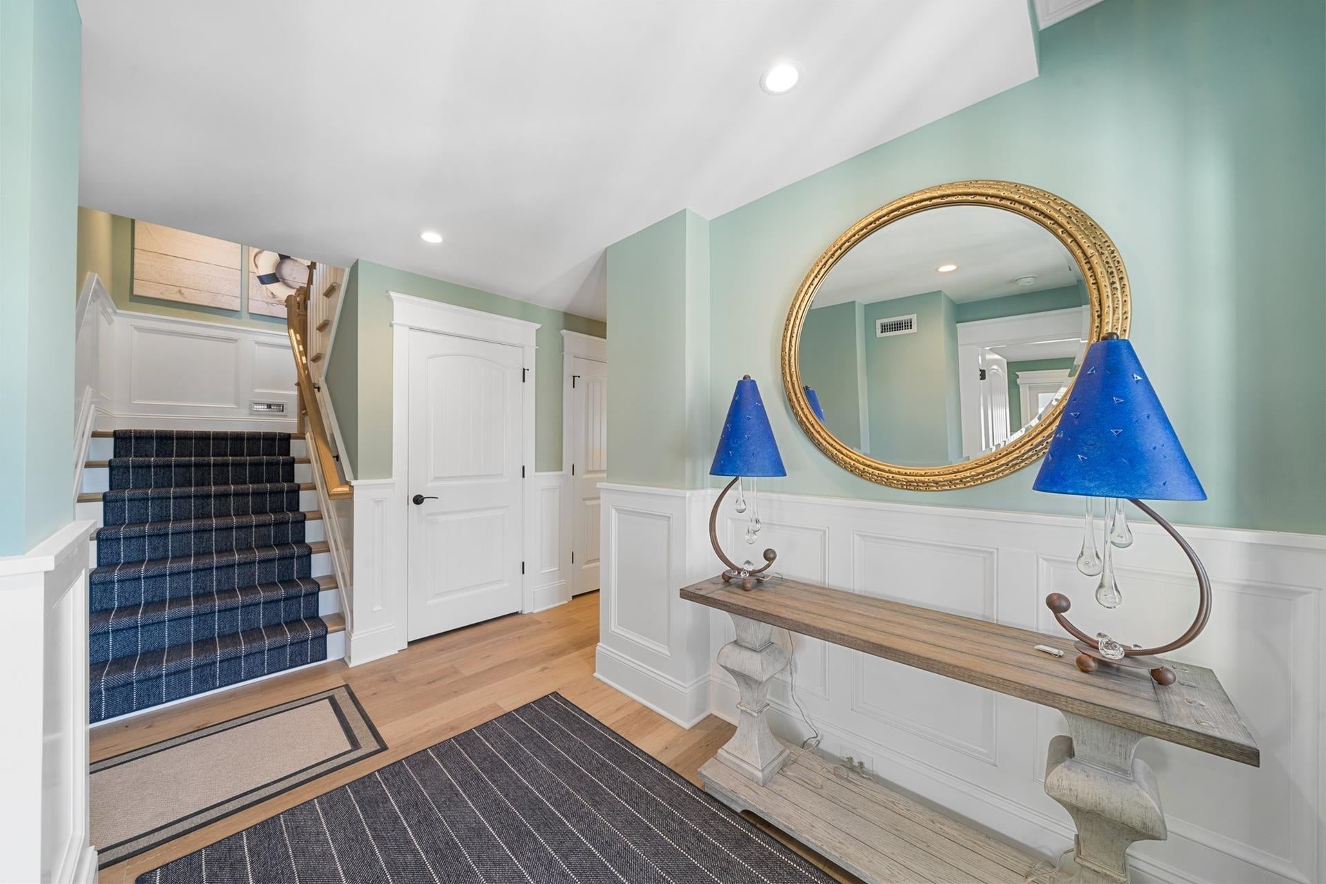89 W 35th Street