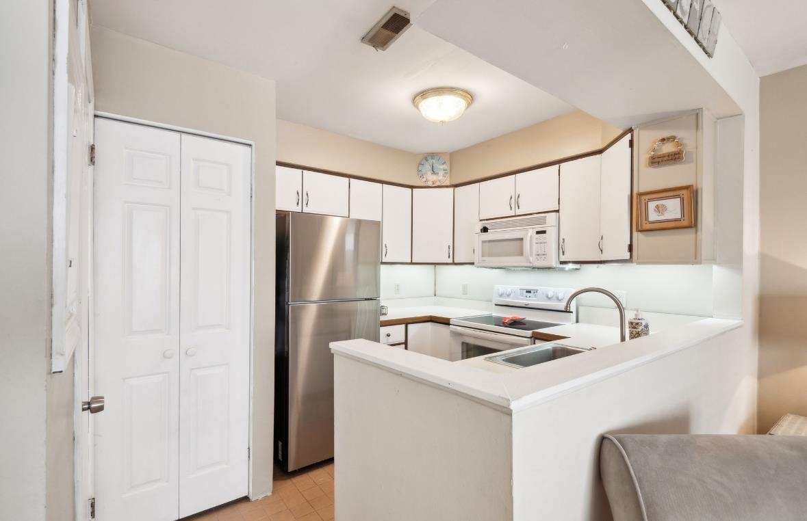 309 E Surf Avenue #12, North Wildwood, New Jersey image 10