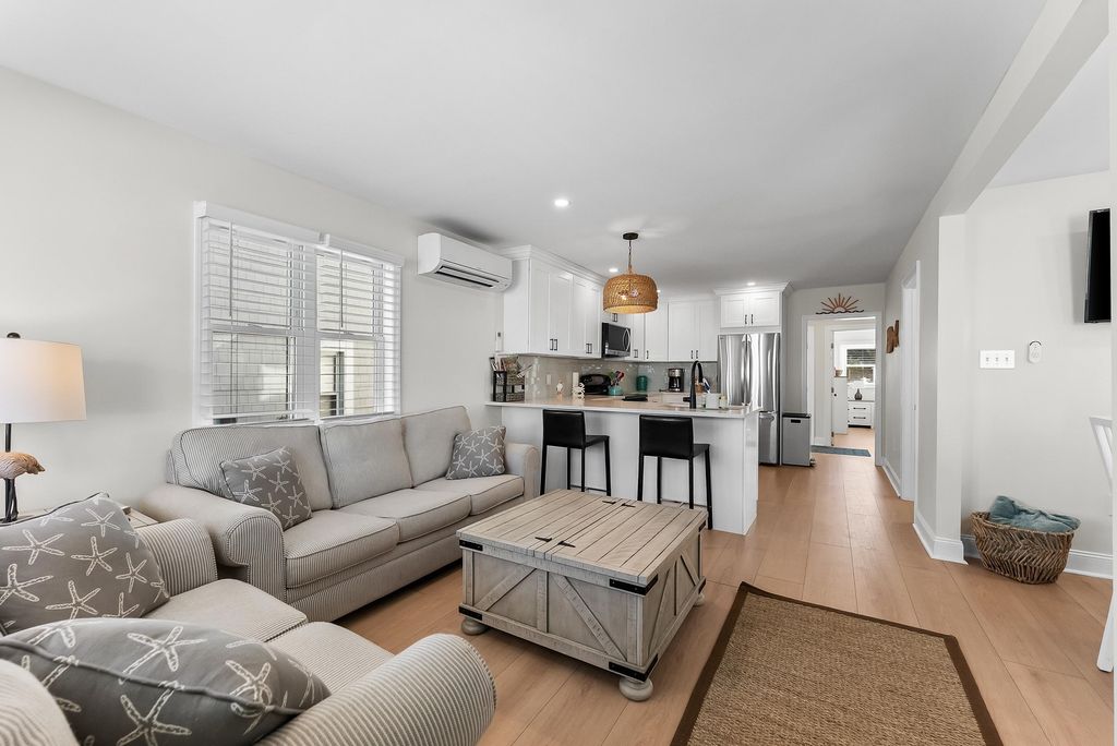 Photo of 246 E 14th Avenue, North Wildwood, NJ 08260 (MLS # 260426)