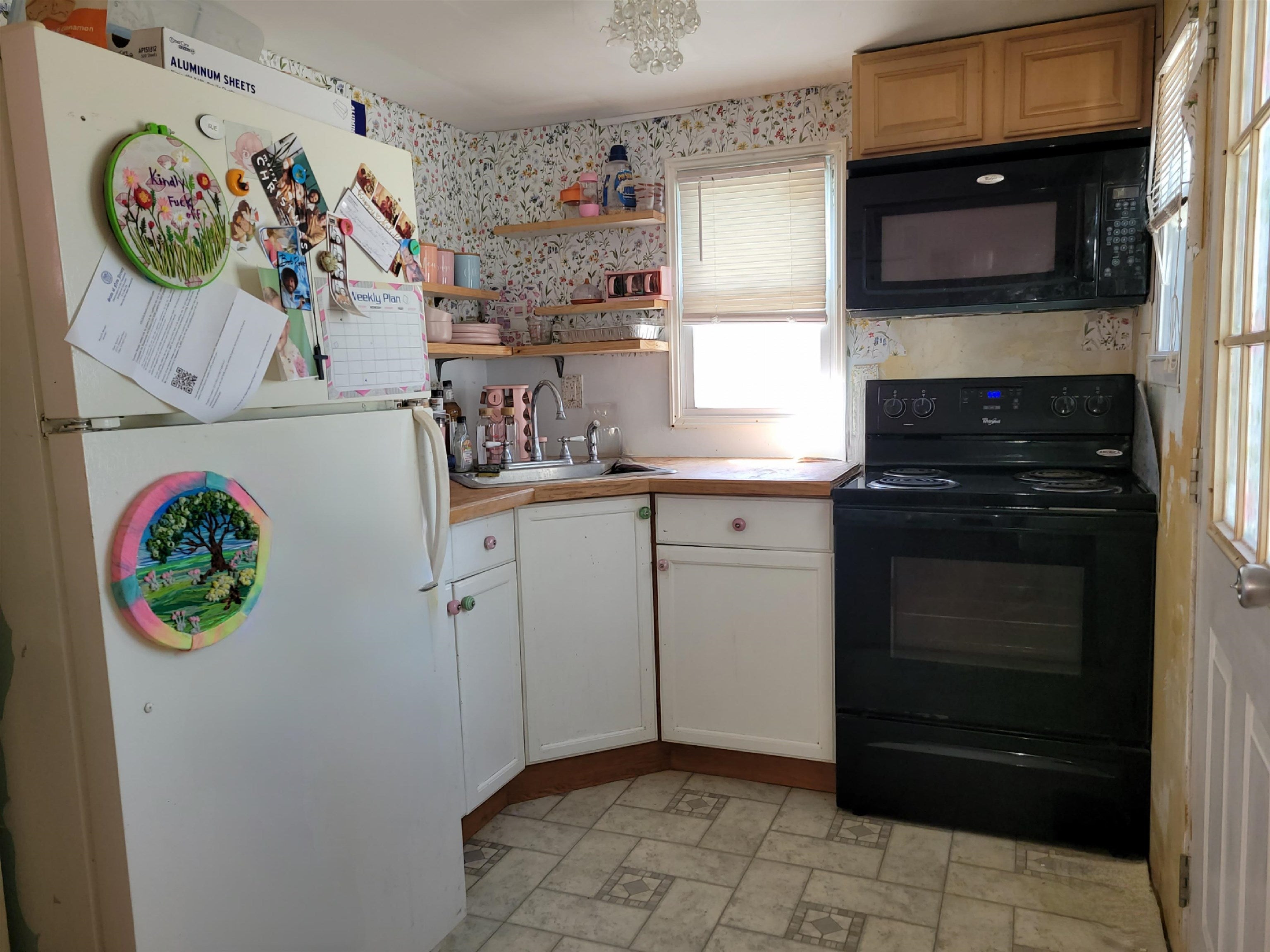 225 E Delaware Parkway