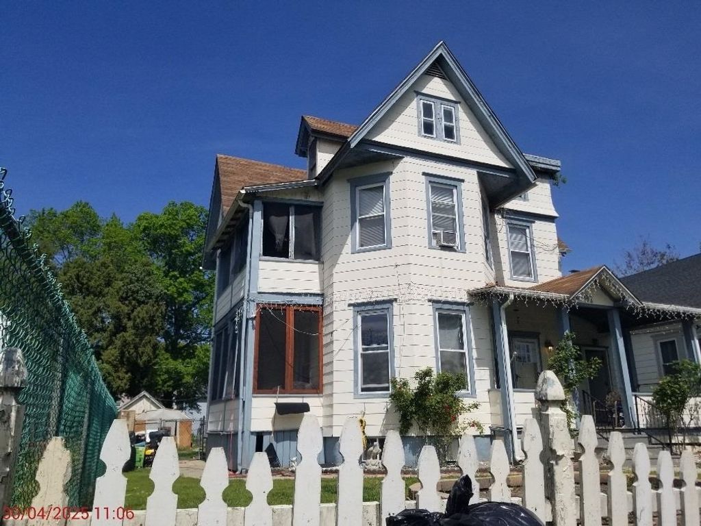 Photo of 91 8th Street, Salem, NJ 08079 (MLS # 260154)