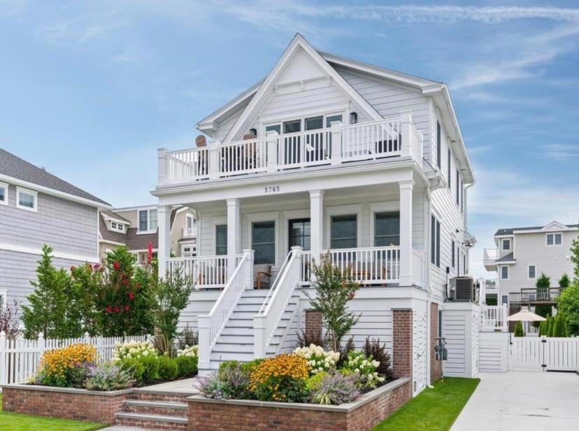 Photo of 5765 Ocean Drive, Avalon, NJ 08202 (MLS # 262858)