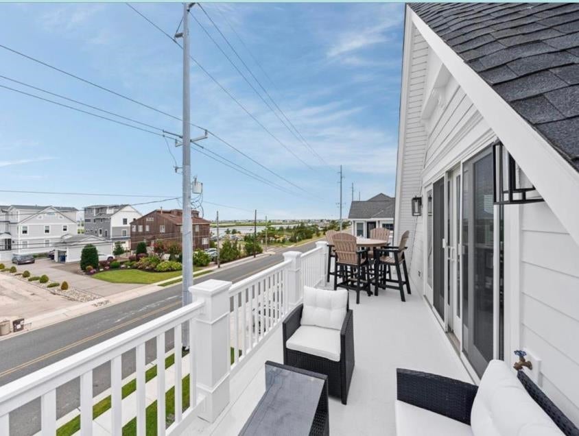 5765 Ocean Drive