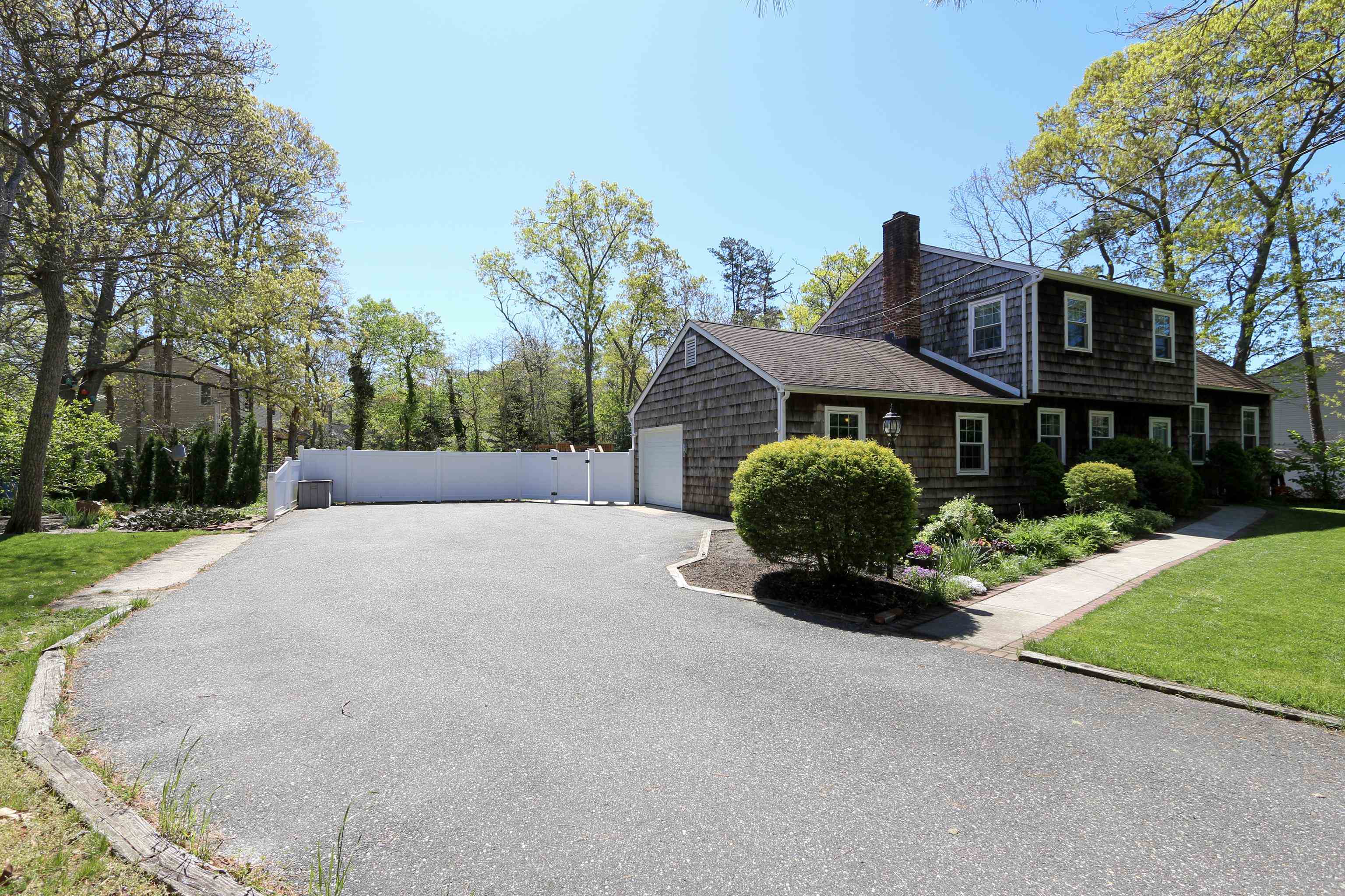 1461 Stagecoach Road