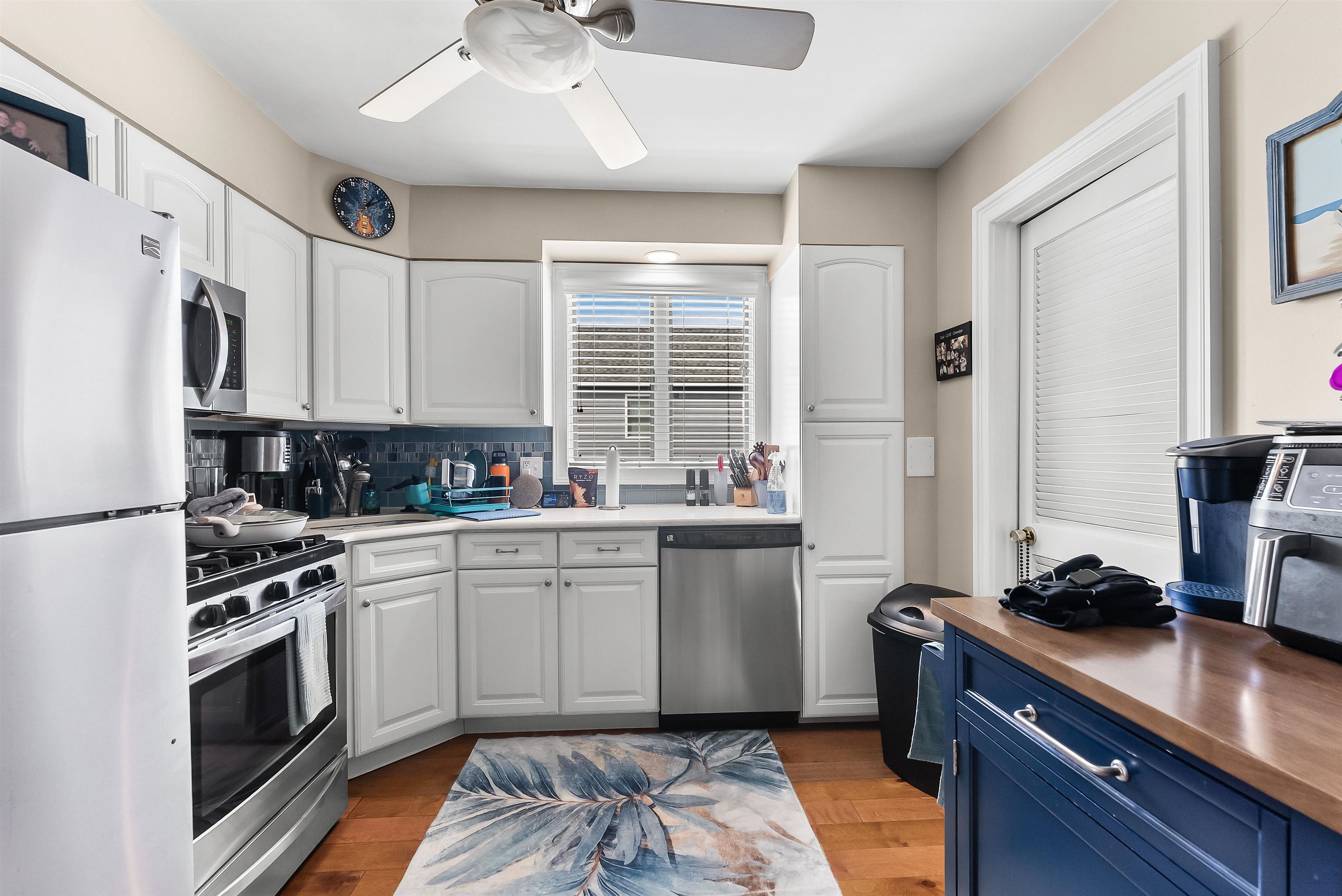 130 W Andrews Avenue 4