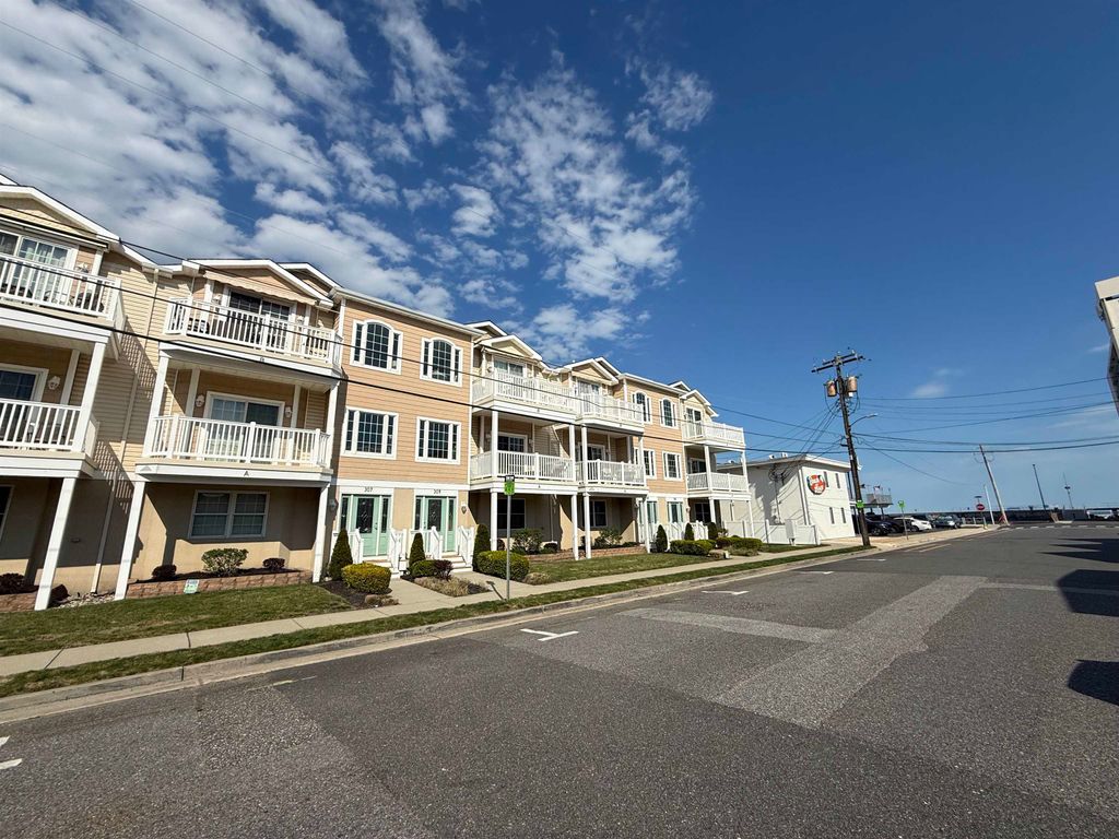 Photo of 309 E Bennett Avenue #A, Wildwood, NJ 08260 (MLS # 261040)