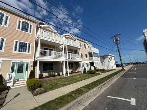 Condo For Sale - 309 E Bennett Avenue #A<br/> Cape May County, Wildwood, NJ 08260