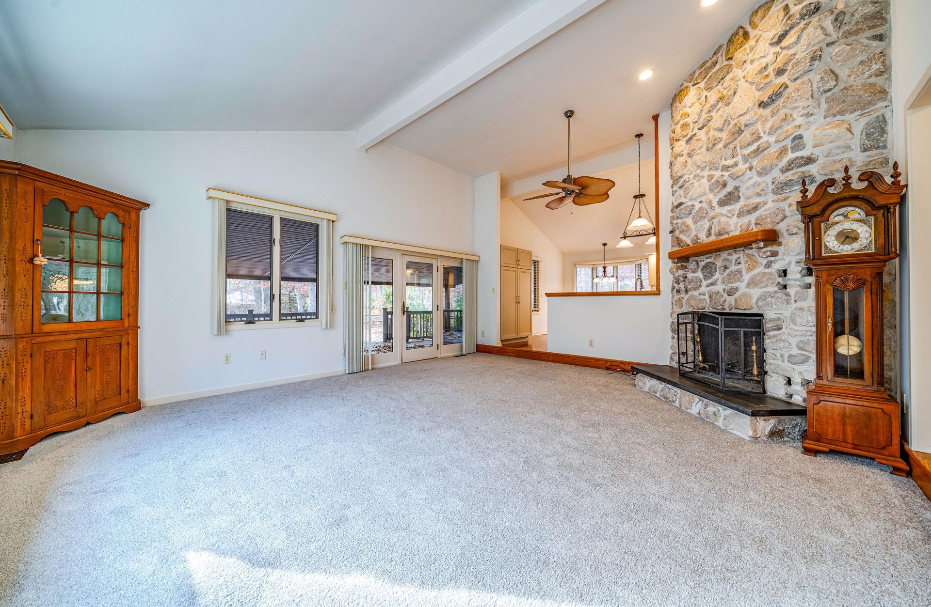 Petersburg, New Jersey 08270, United States, 3 Bedrooms Bedrooms, ,2 BathroomsBathrooms,Residential,Pending,79062