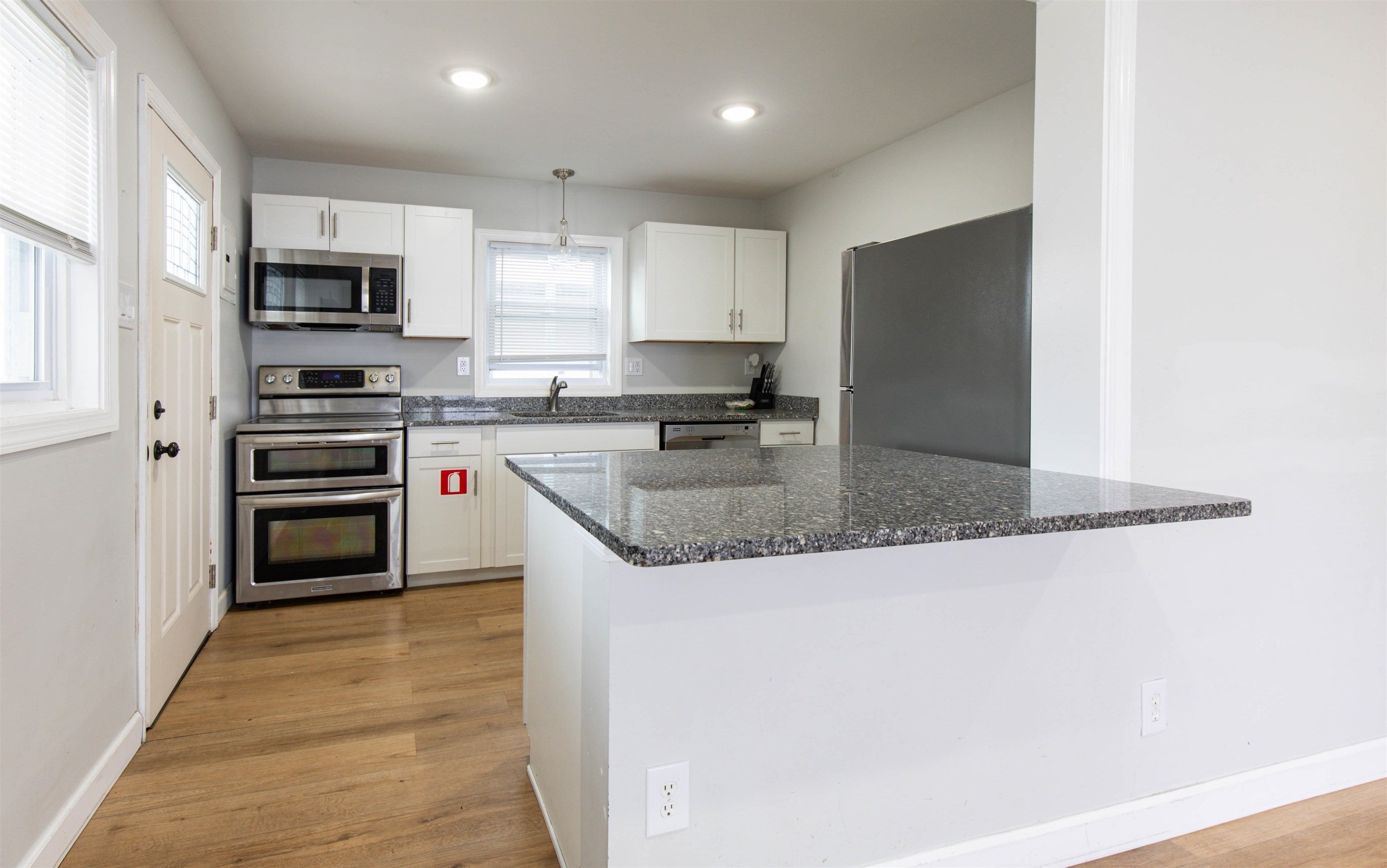 304 E Rio Grande Avenue 3