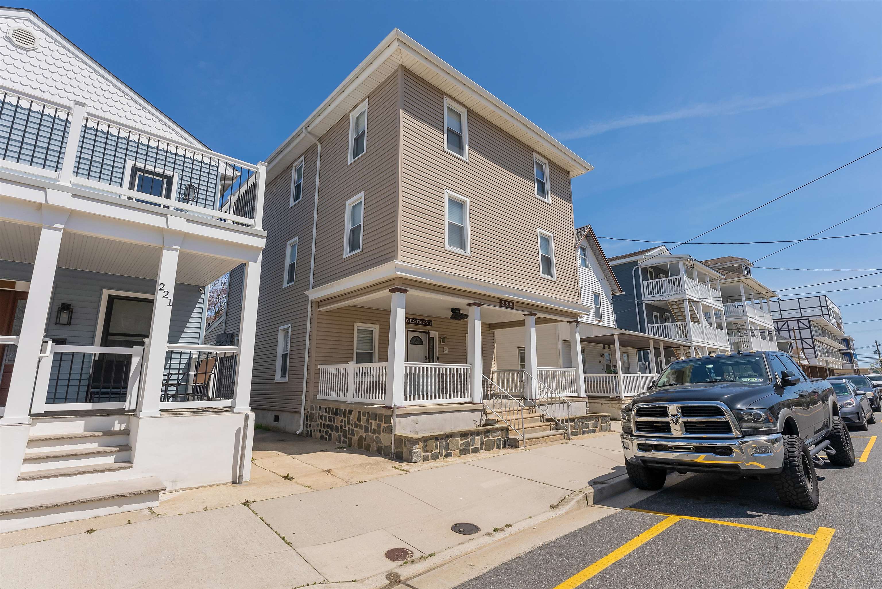 225 E Garfield Avenue, Wildwood, New Jersey image 2