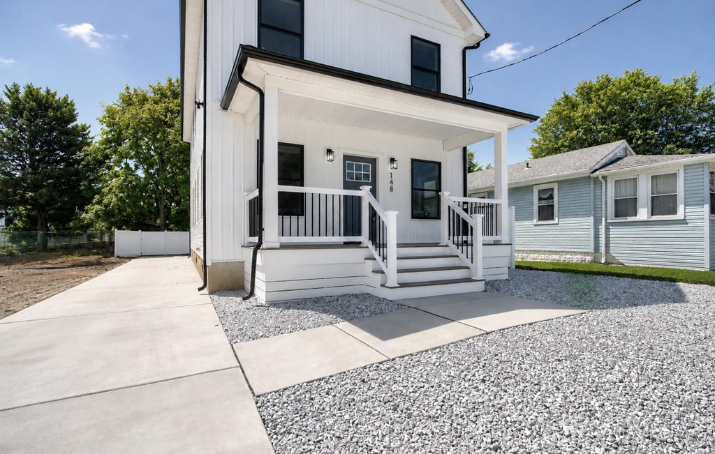 Photo of 148 W New Jersey Avenue, Villas, NJ 08251 (MLS # 262449)