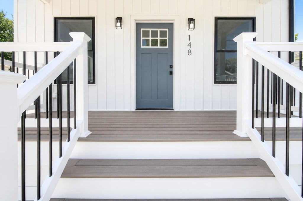 Photo of 148 W New Jersey Avenue, Villas, NJ 08251 (MLS # 262449)