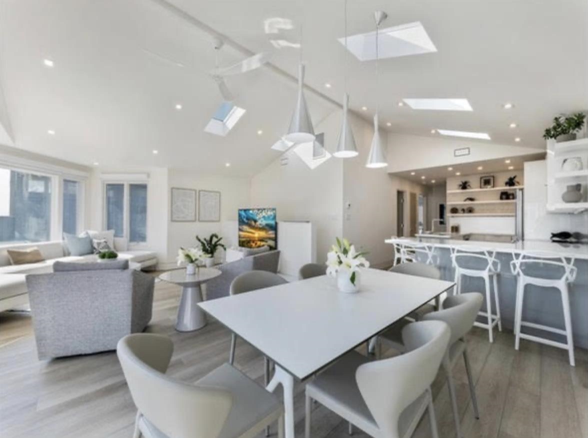 Stone Harbor, New Jersey 08247, United States, 10 Bedrooms Bedrooms, ,5 BathroomsBathrooms,Residential,Active,189913