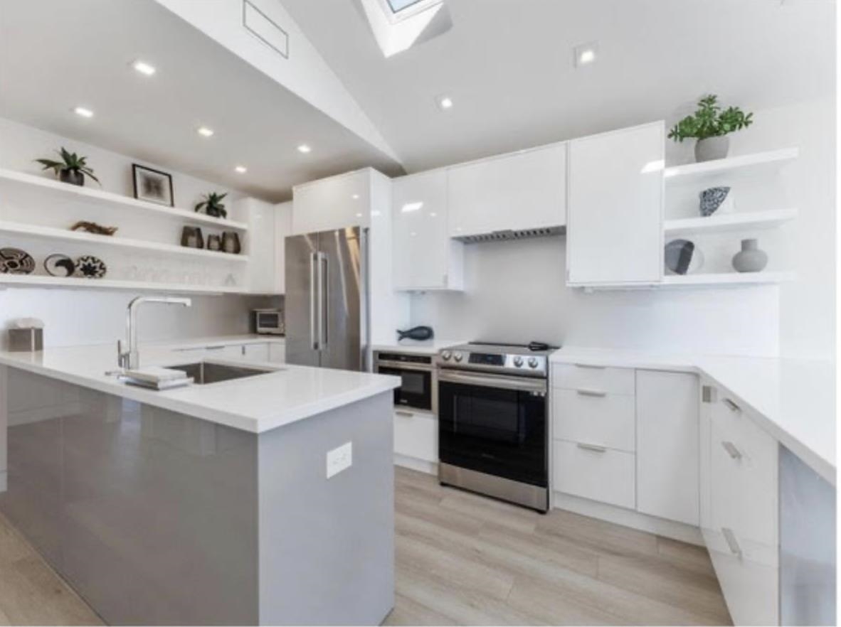 Stone Harbor, New Jersey 08247, United States, 10 Bedrooms Bedrooms, ,5 BathroomsBathrooms,Residential,Active,189913