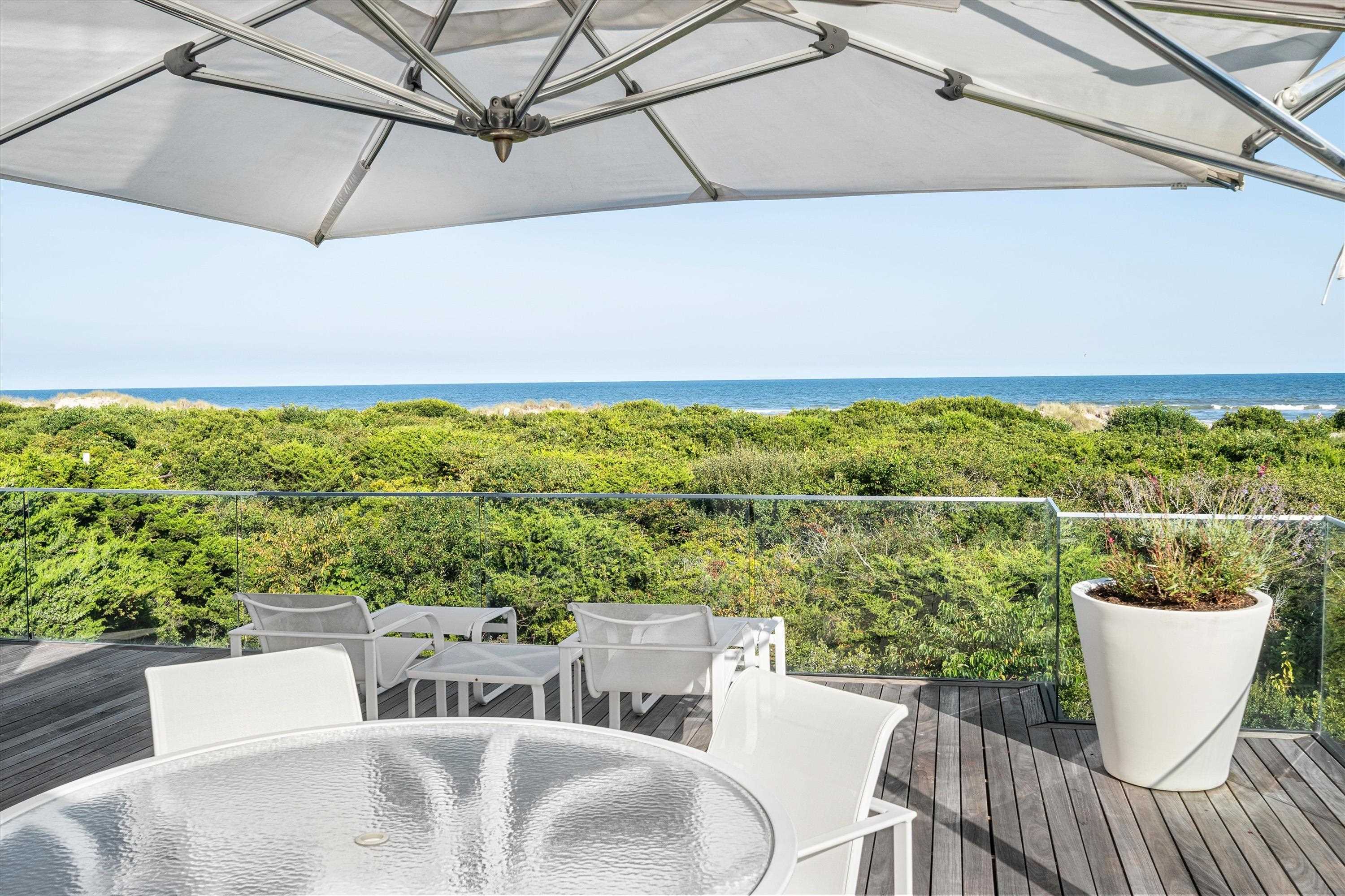 Stone Harbor, New Jersey 08247, United States, 10 Bedrooms Bedrooms, ,5 BathroomsBathrooms,Residential,Active,189913