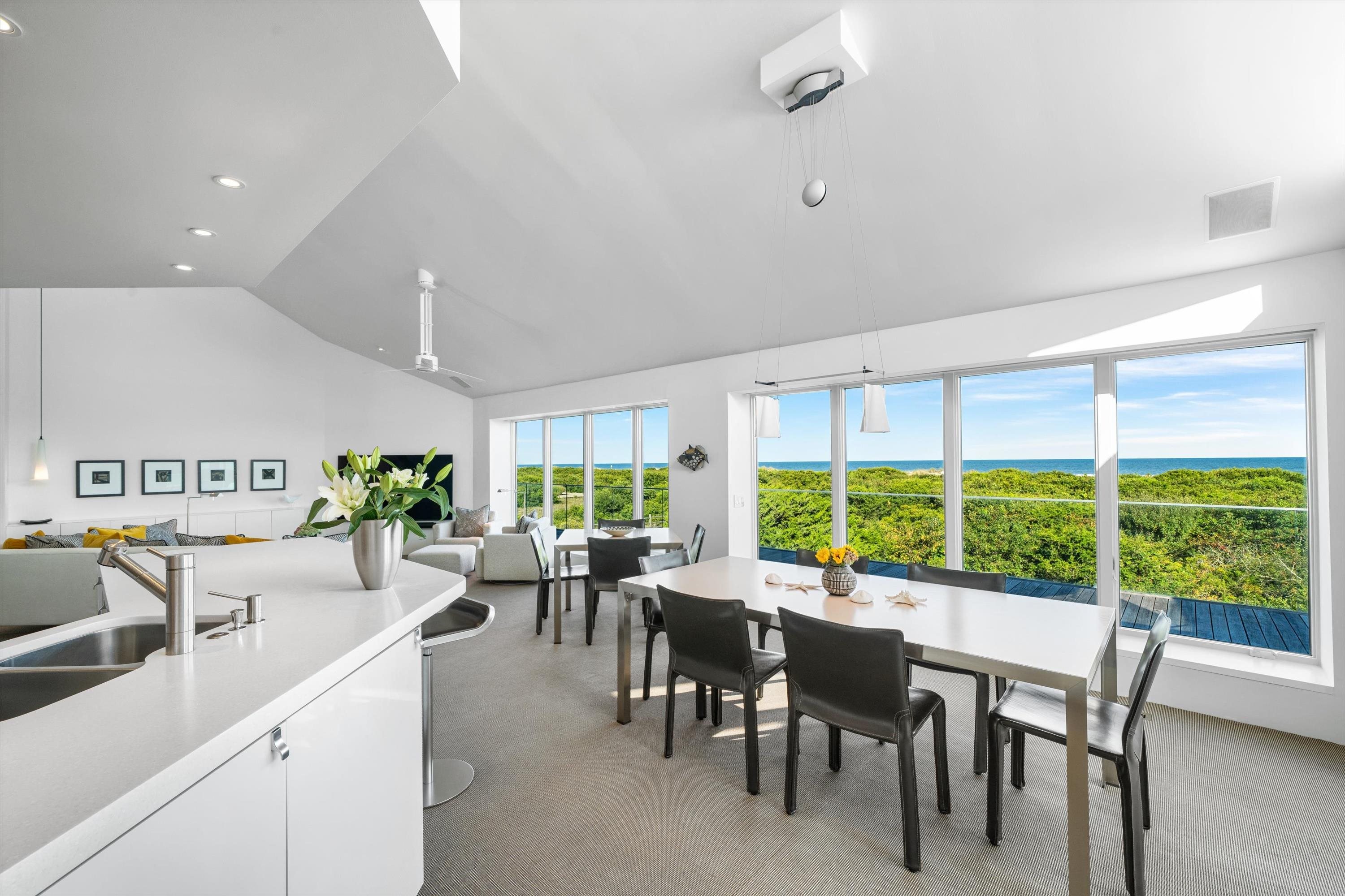 Stone Harbor, New Jersey 08247, United States, 10 Bedrooms Bedrooms, ,5 BathroomsBathrooms,Residential,Active,189913