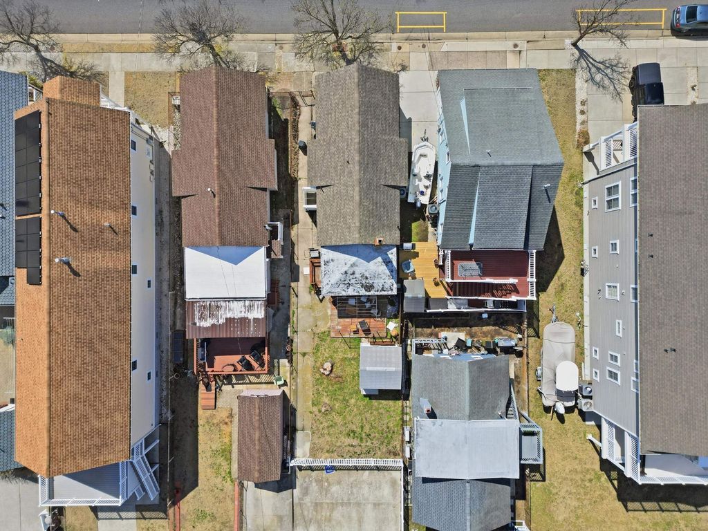 Photo of 313 W Juniper Avenue, Wildwood, NJ 08260 (MLS # 260694)