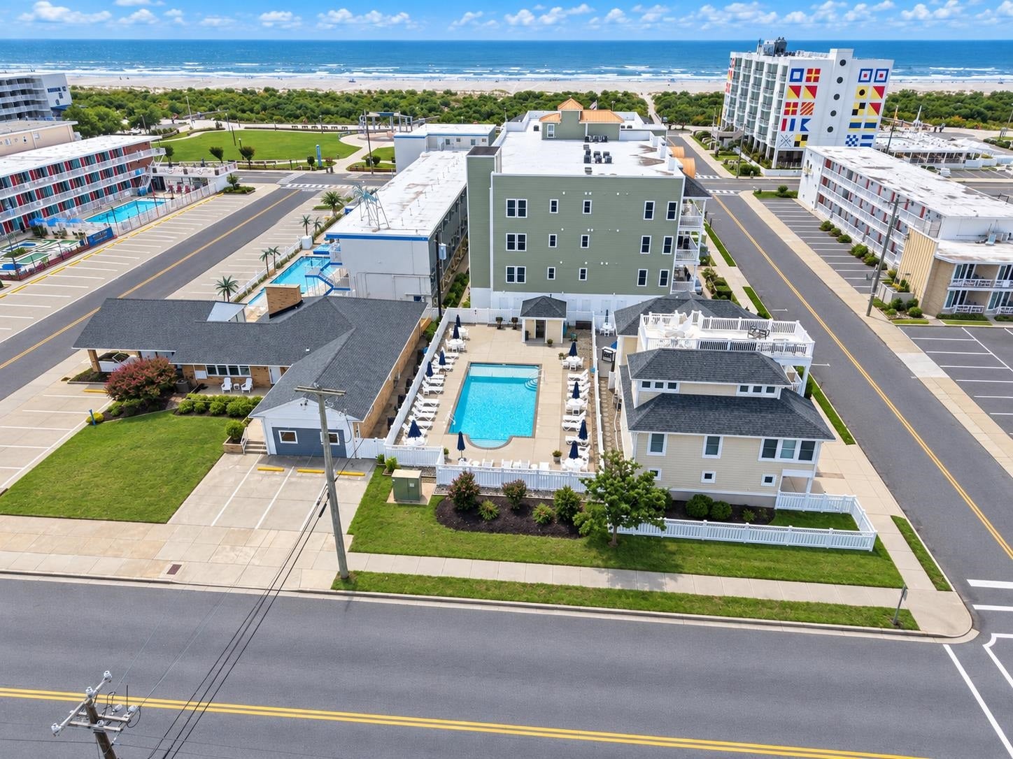 407 E Palm Road 205