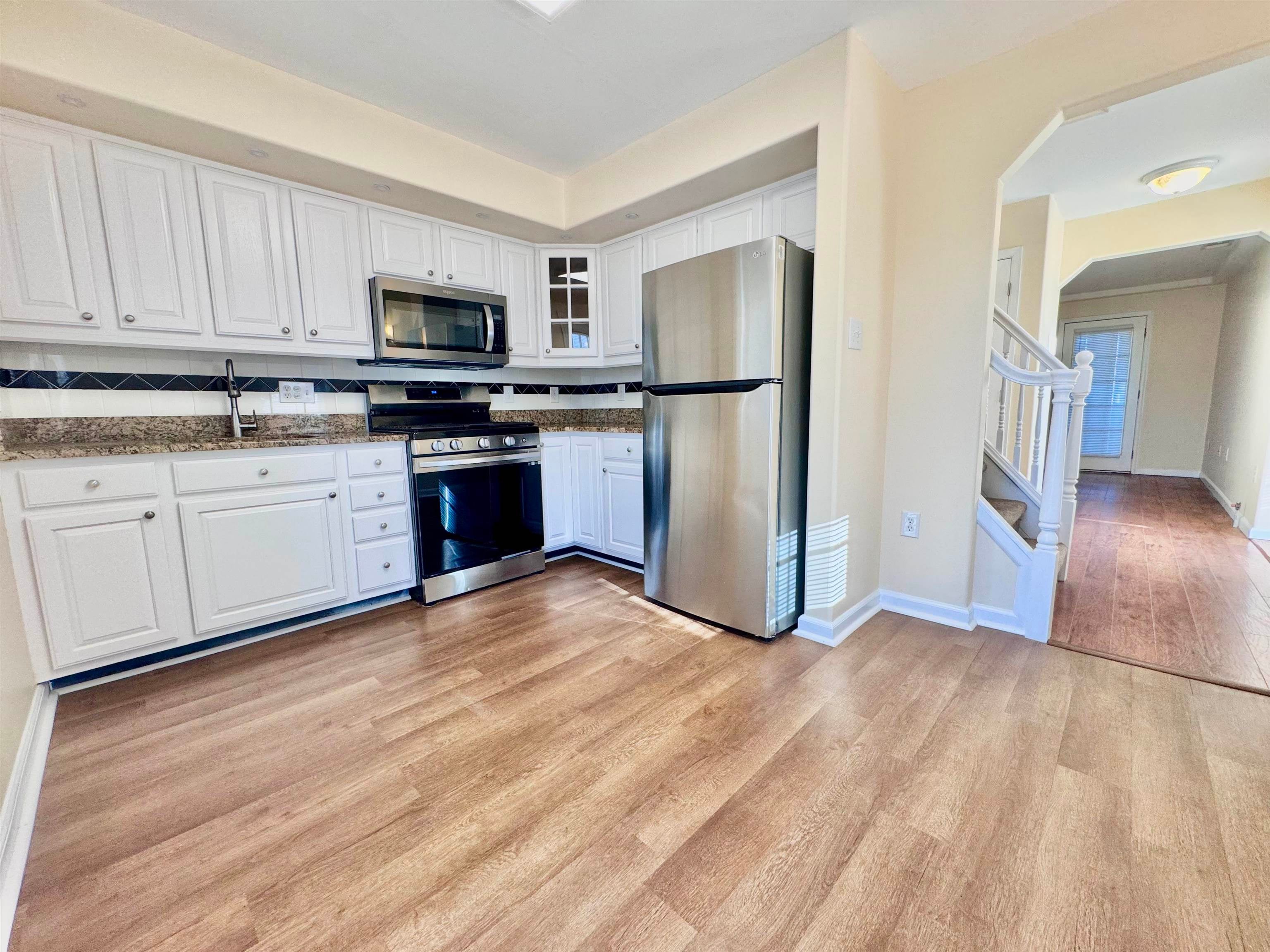 409 W Oak Avenue A