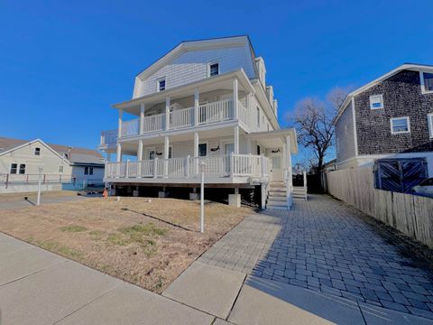 Townhouse For Sale - 409 W Oak Avenue #A<br/> Cape May County, Wildwood, NJ 08260