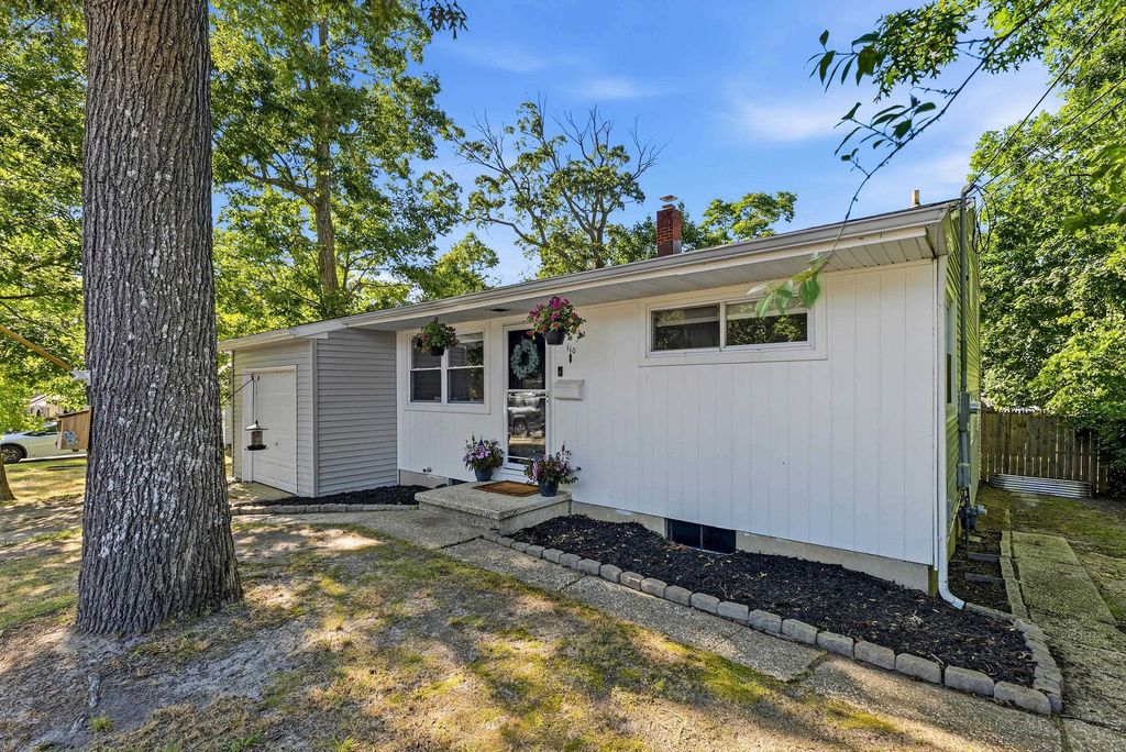 Photo of 110 Pennsylvania Ave AVE, Absecon, NJ 08201 (MLS # 261913)