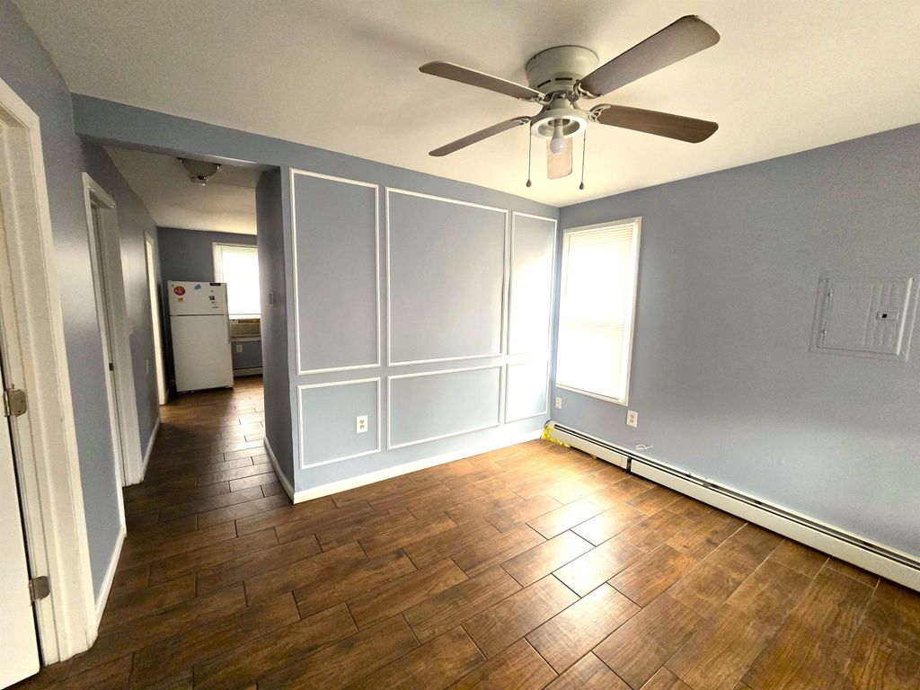 Photo of 206 E Glenwood Avenue #B, Wildwood, NJ 08260 (MLS # 253214)