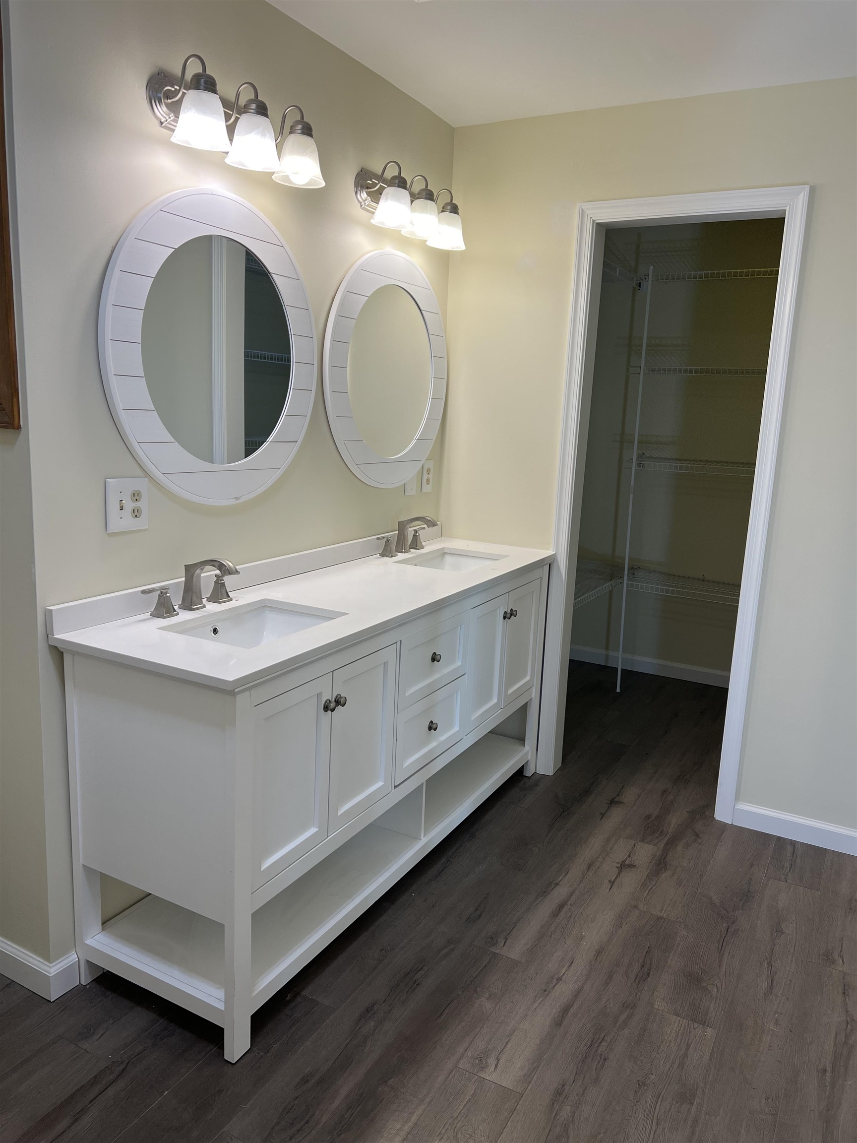 North Cape May, New Jersey 08204, United States, 3 Bedrooms Bedrooms, ,2 BathroomsBathrooms,Residential,Active,36749