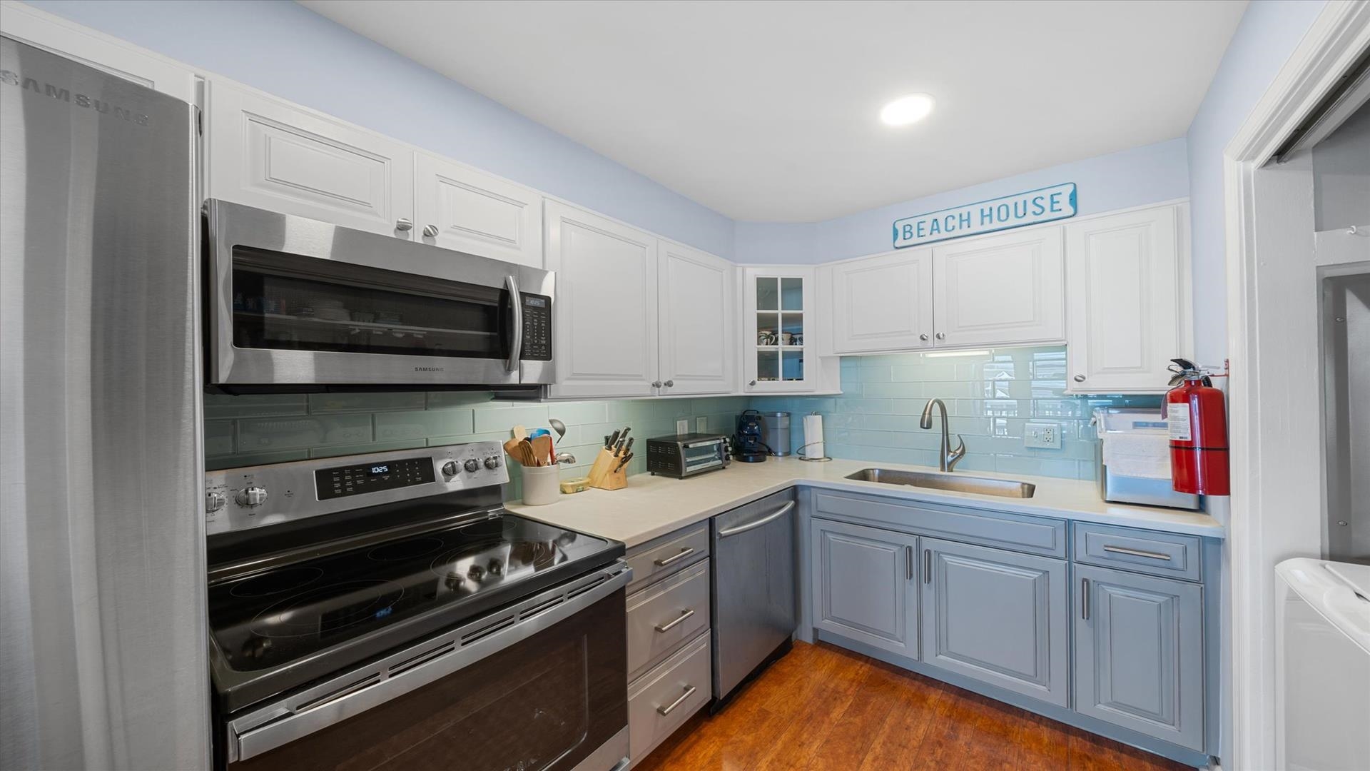 351 96th Street #209, Stone Harbor, New Jersey image 4