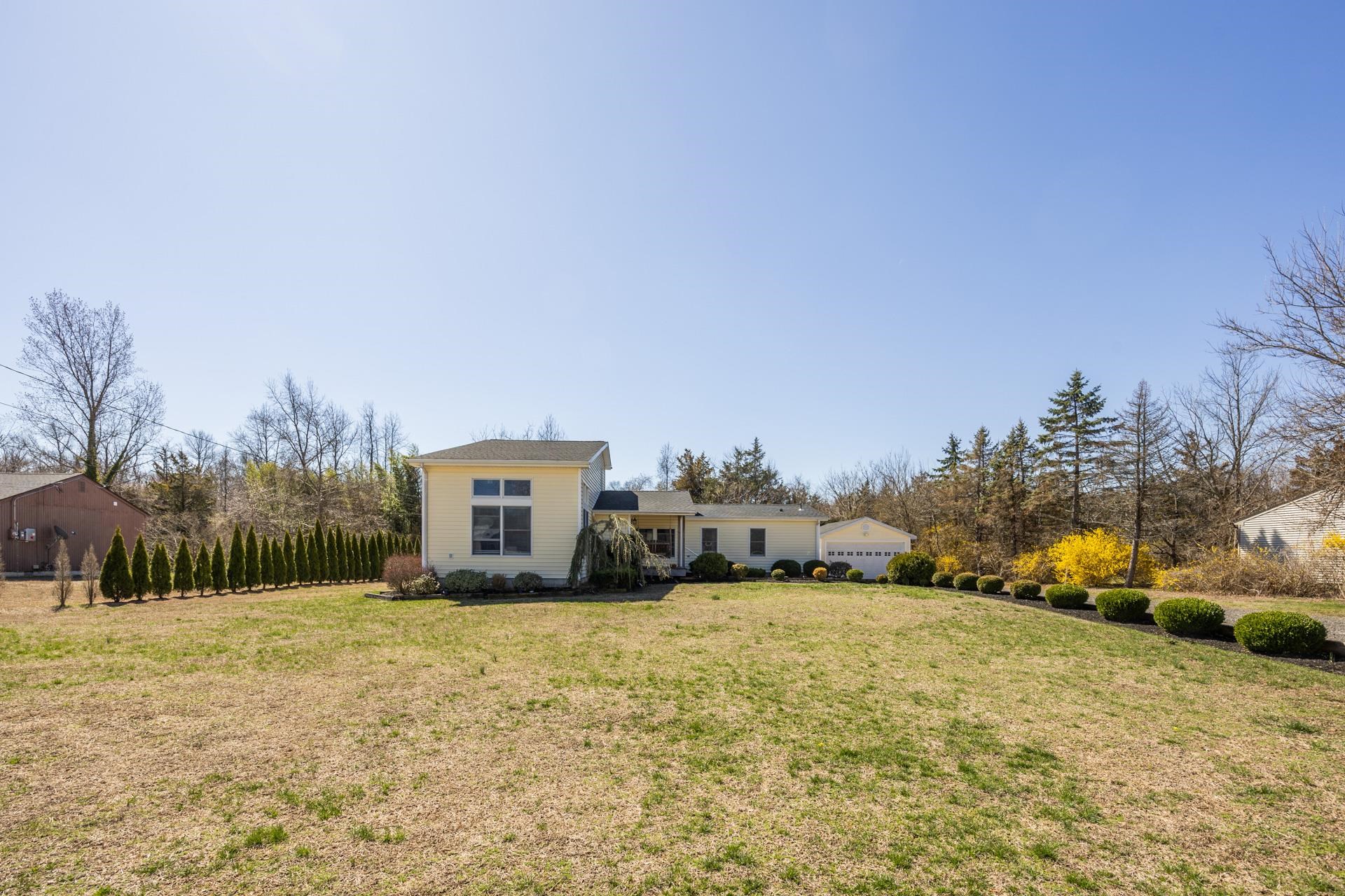 90 Schoolhouse Lane, Tuckahoe, New Jersey image 2