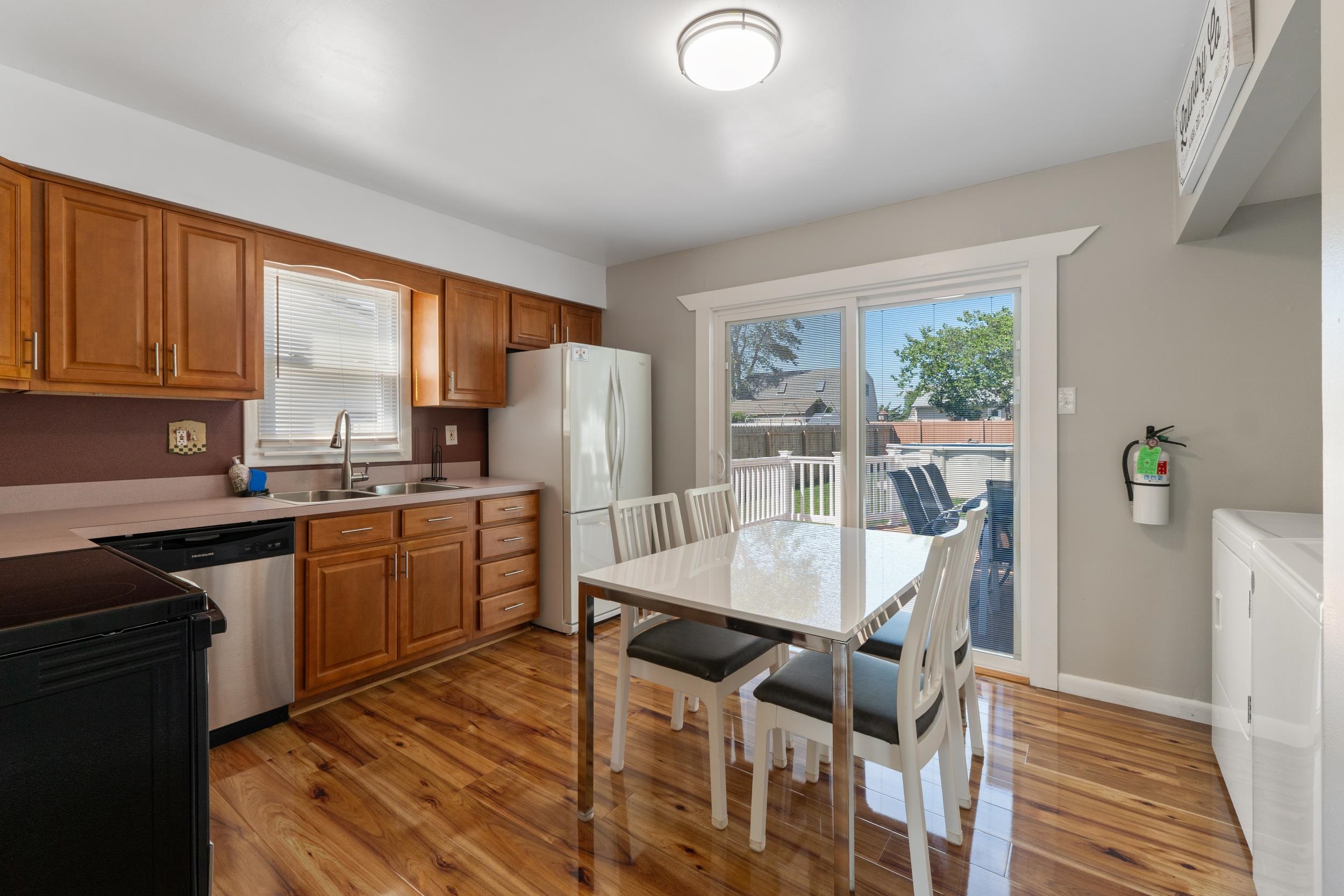 123 Broadway, Villas, New Jersey image 8